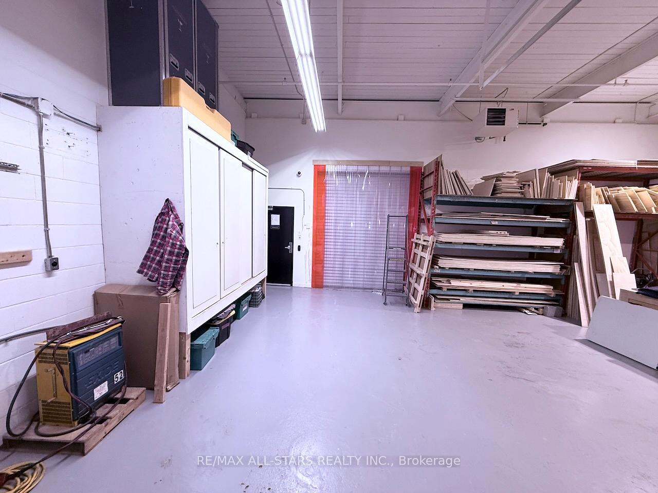 289 Bridgeland Avenue #105, Toronto W04 — photo 2 of 5