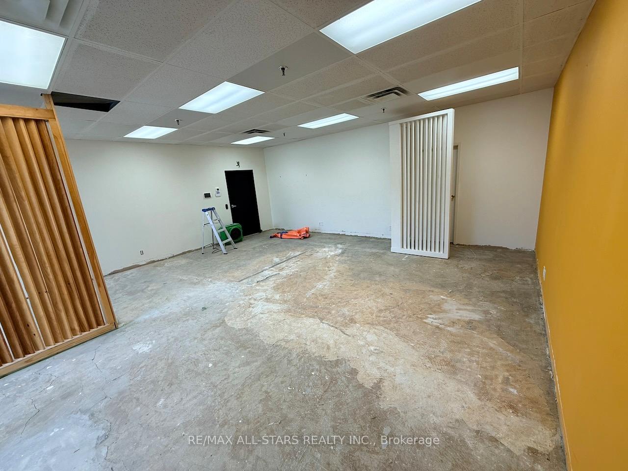 289 Bridgeland Avenue #105, Toronto W04 — photo 4 of 5