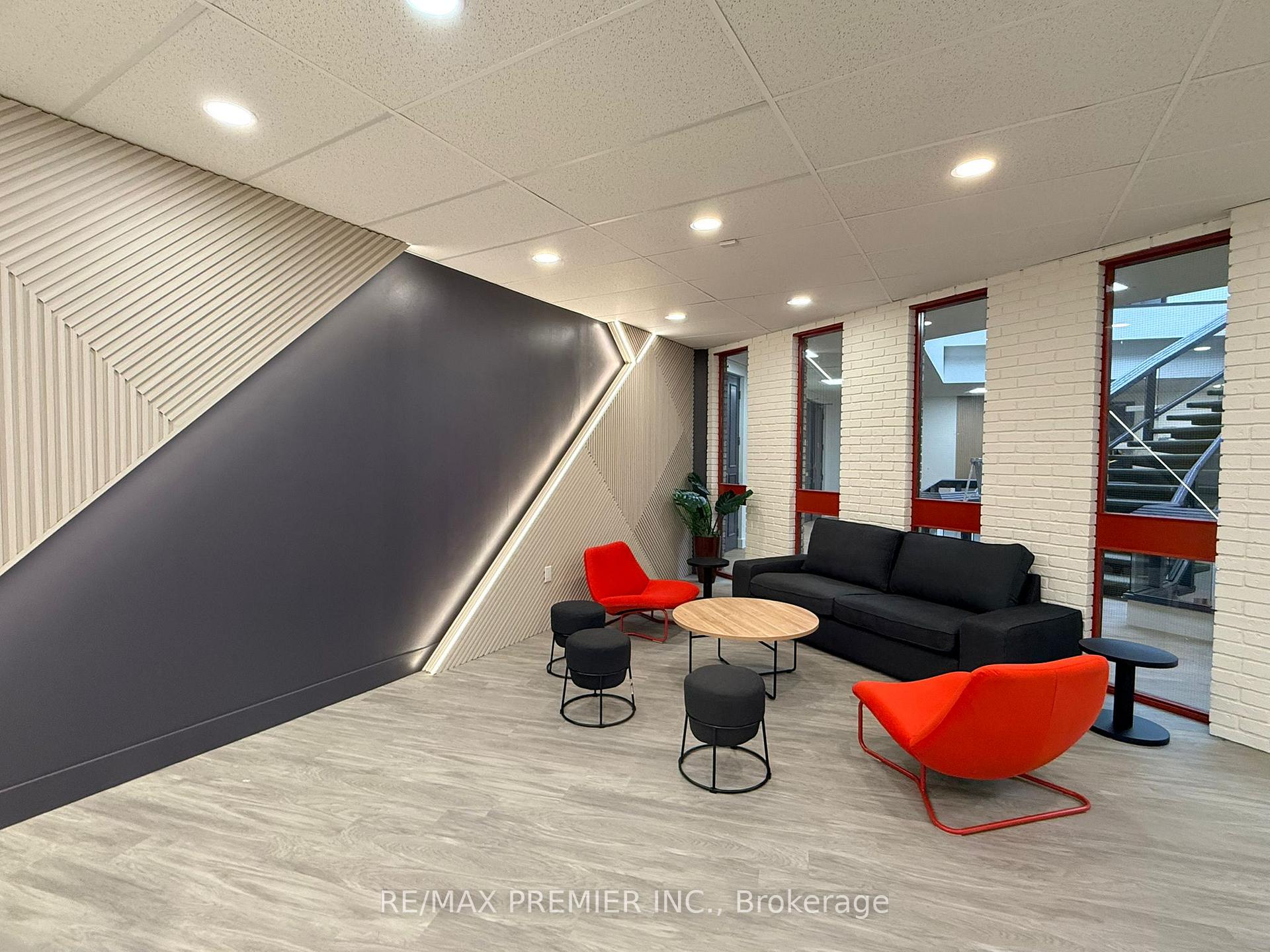 3390 South Service Road 302-05, Burlington — photo 5 of 5