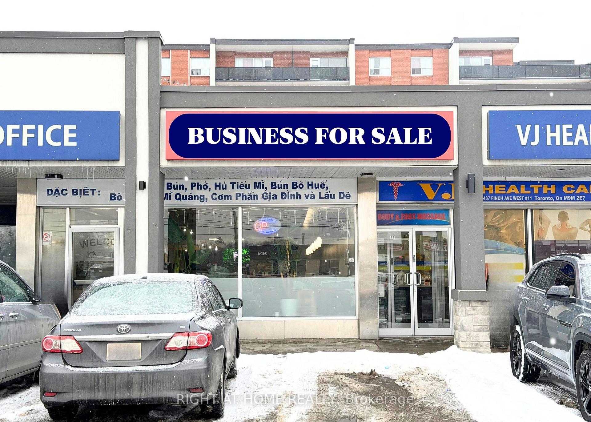 2437 Finch Avenue W 9, Toronto W05, ON M9M 2E7