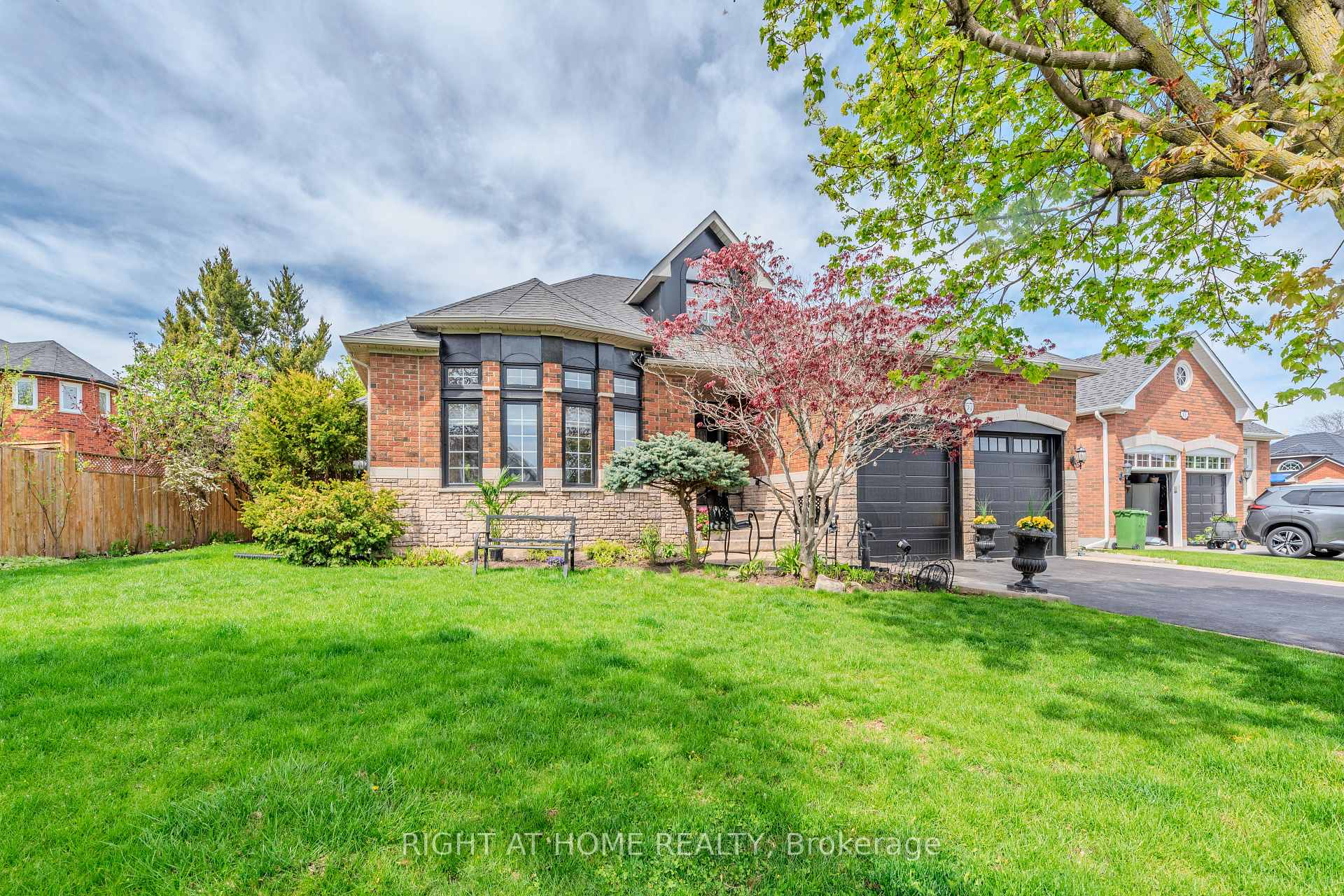 57 Kirkwood Crescent, Caledon — photo 2 of 5