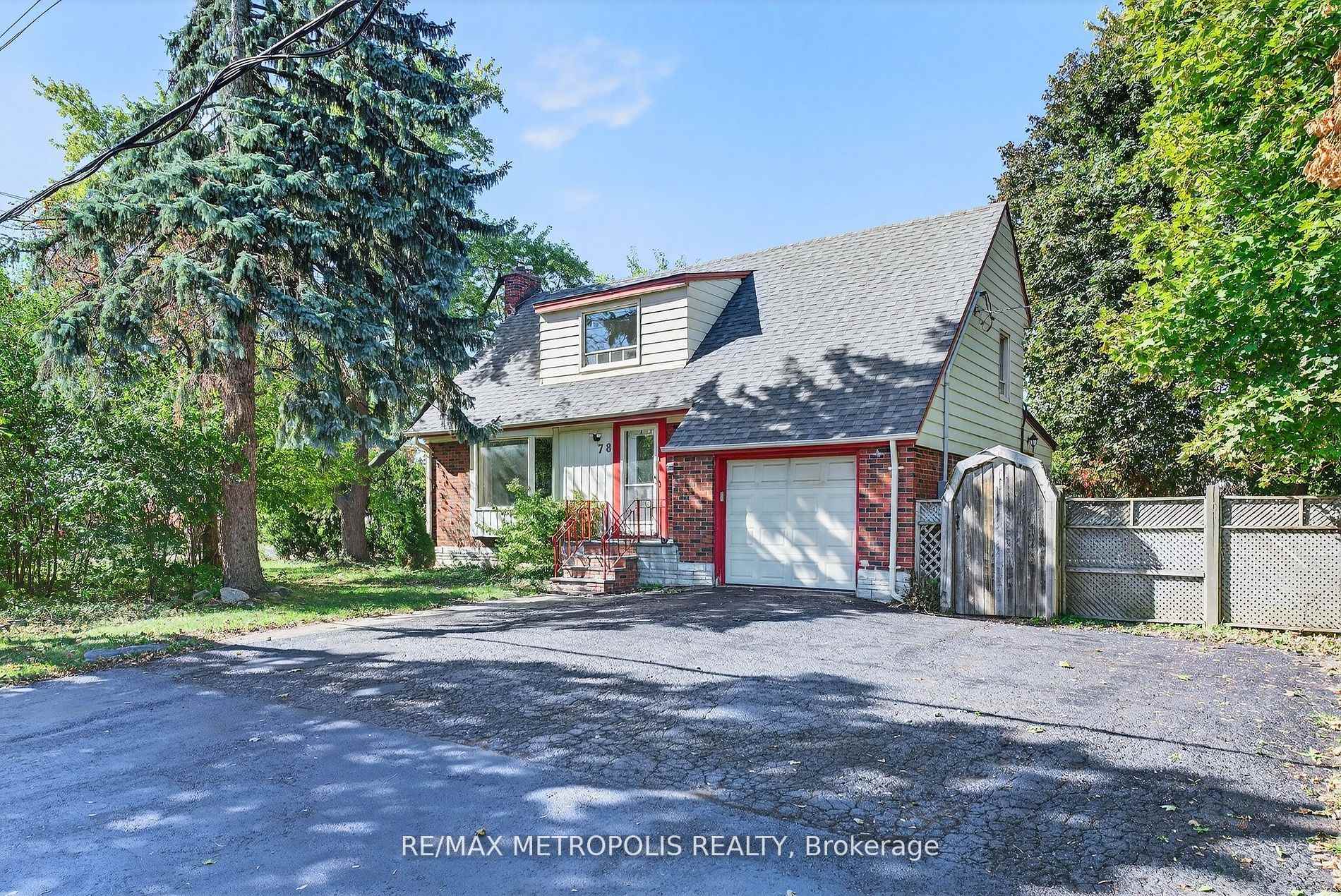 78 Harold Street BSMT, Brampton, ON L6Y 1E4