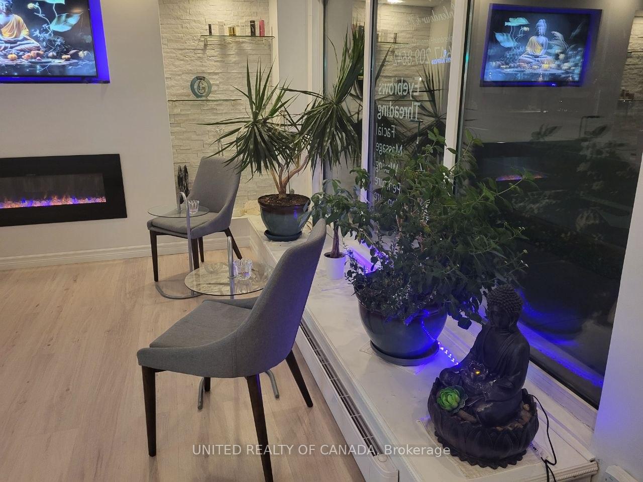 77 Lakeshore Road W 3C, Oakville — photo 5 of 5