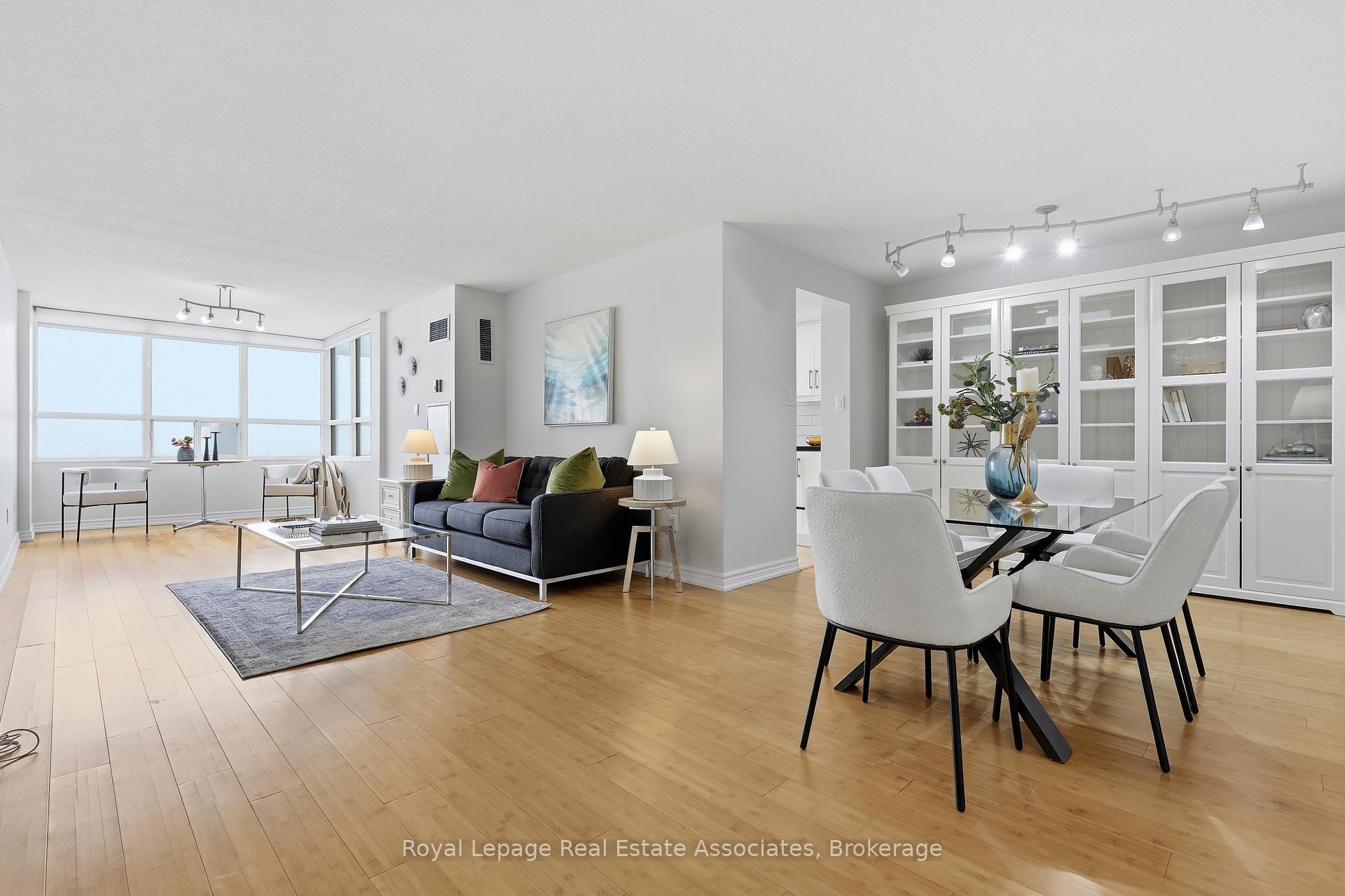 10 Malta Avenue 1401, Brampton, ON L6Y 4G6