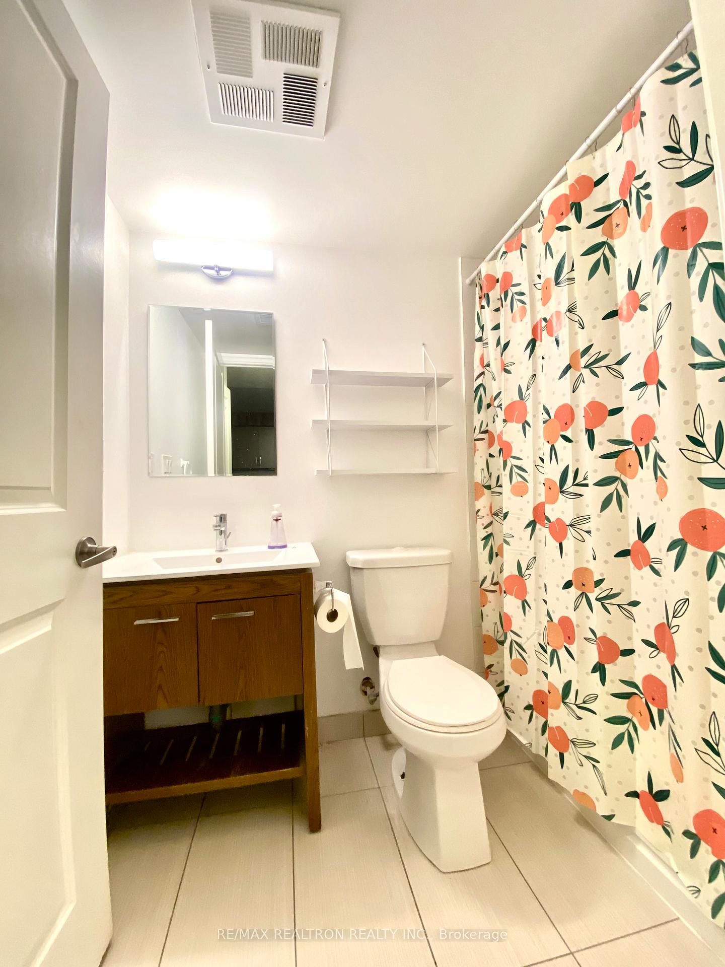 80 Esther Lorrie Drive 221, Toronto W10 — photo 5 of 5