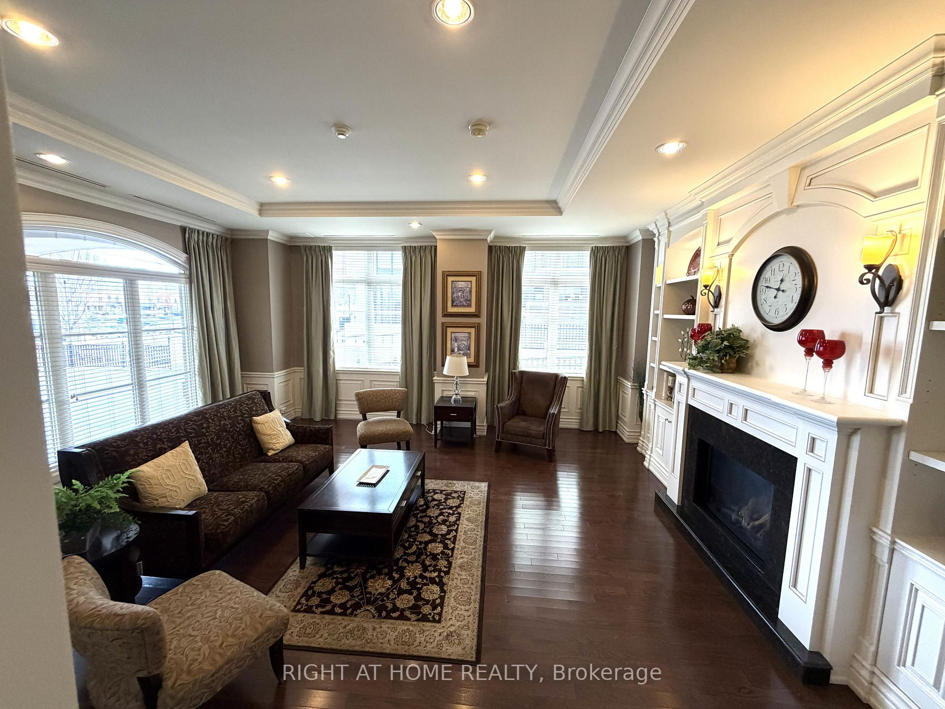 60 Ann Street 309, Caledon — photo 5 of 5
