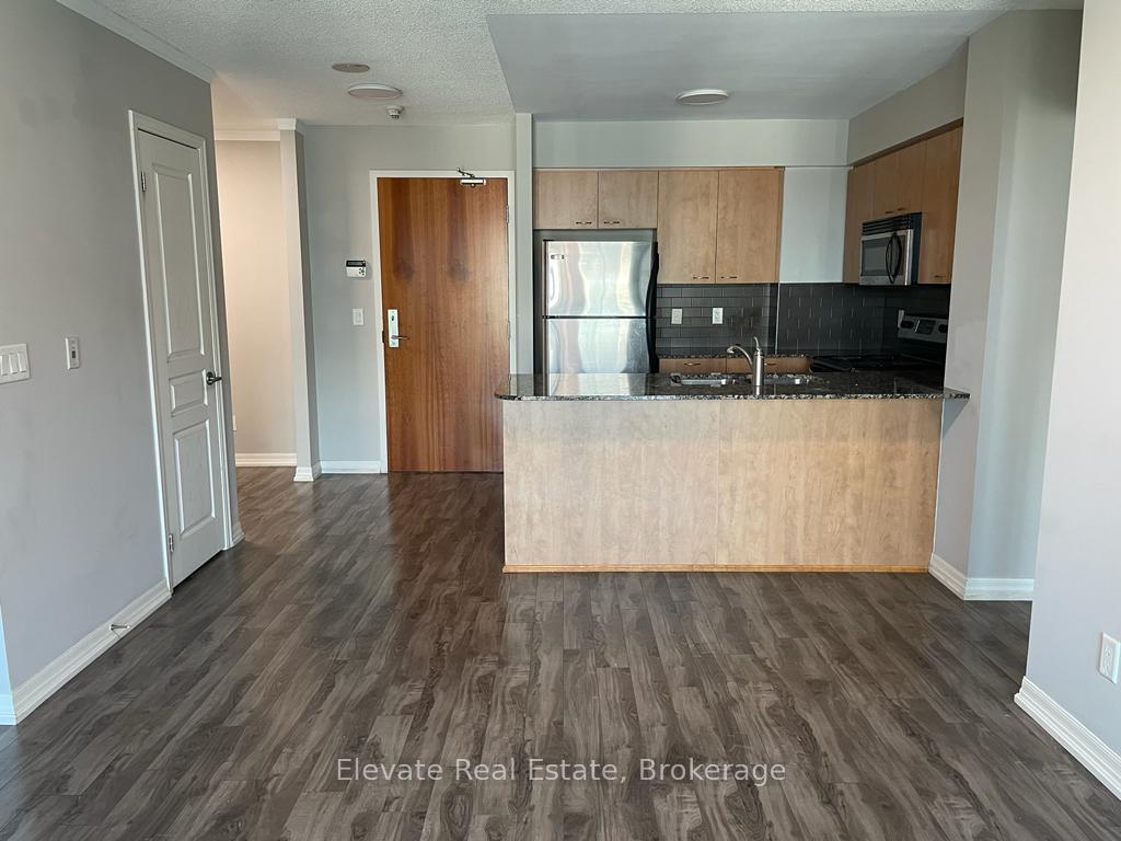1403 Royal York Road 1009, Toronto W09 — photo 3 of 5