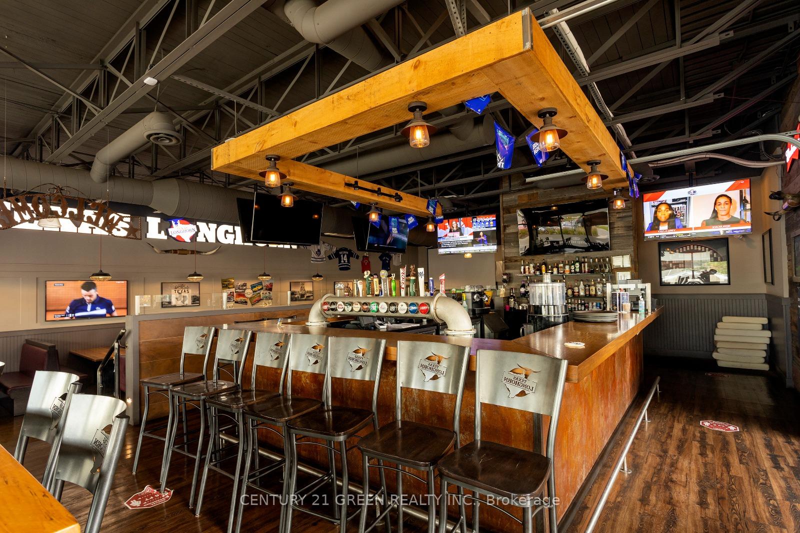 1077 North Service Road 13, Mississauga, ON L4Y 1A6
