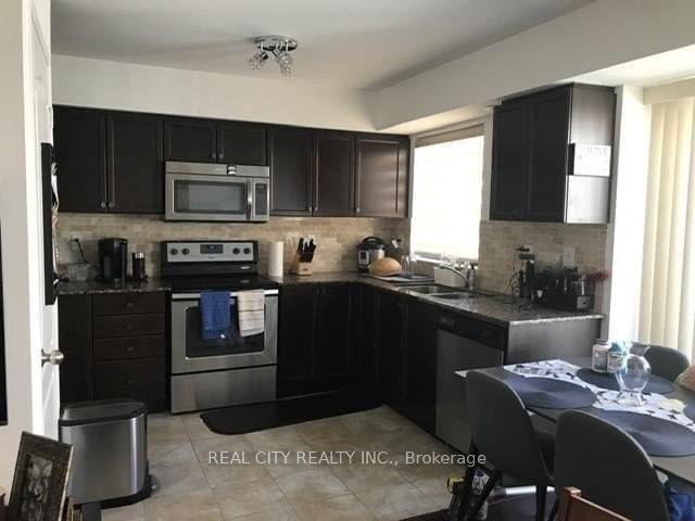 142 Widdicombe Hill Boulevard 514, Toronto W09 — photo 4 of 5