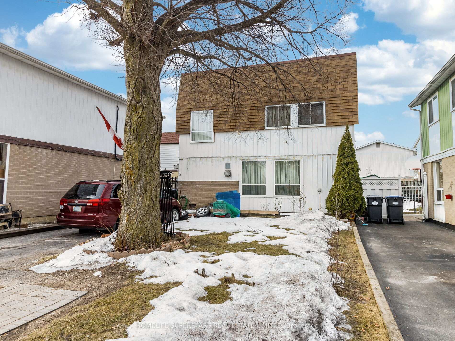 3 Haley Court, Brampton, ON L6S 1N6