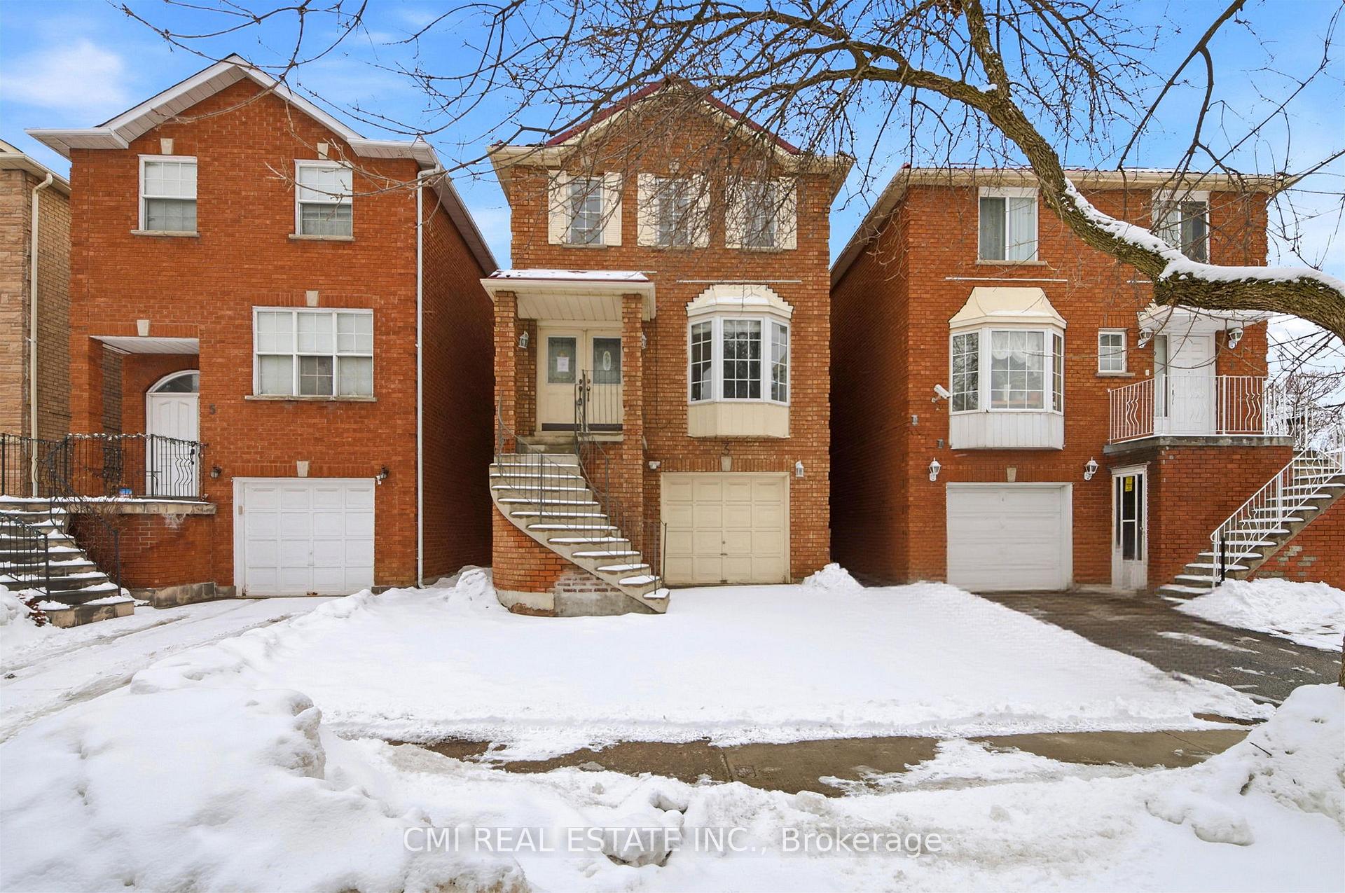 3 Forest Point Drive, Toronto W04, ON M6M 5E8 — Toronto W04, Ontario