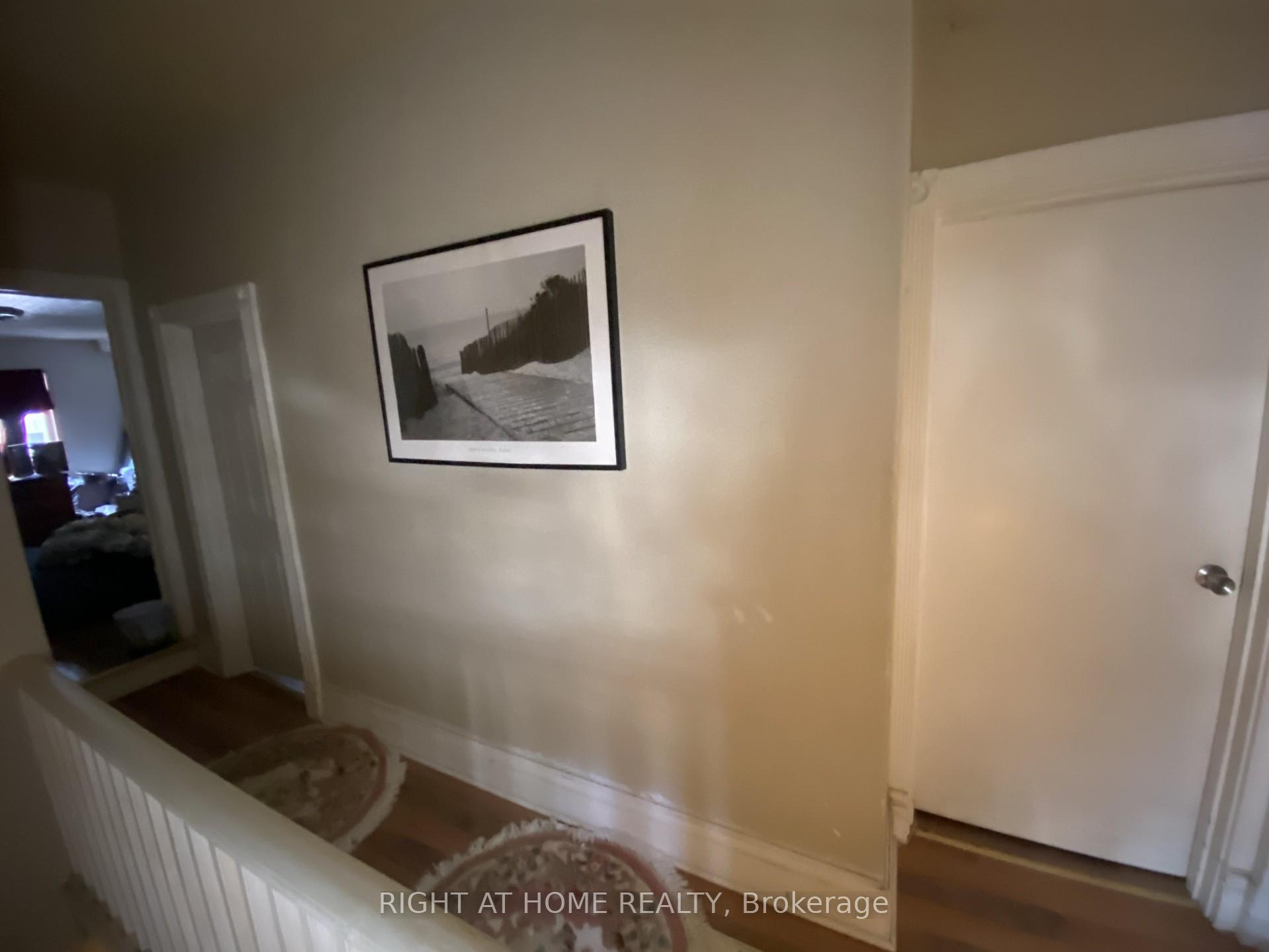1286 Ontario Street, Burlington — photo 3 of 5