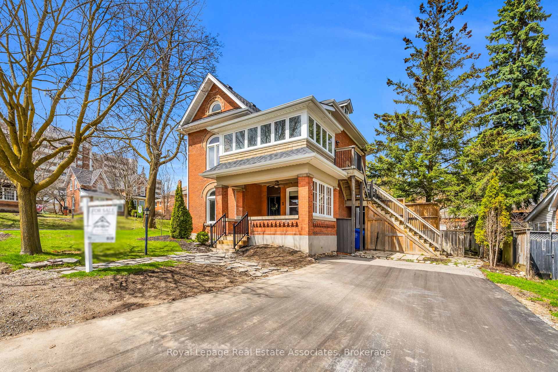 1 Third Avenue, Orangeville, ON L9W 1G8