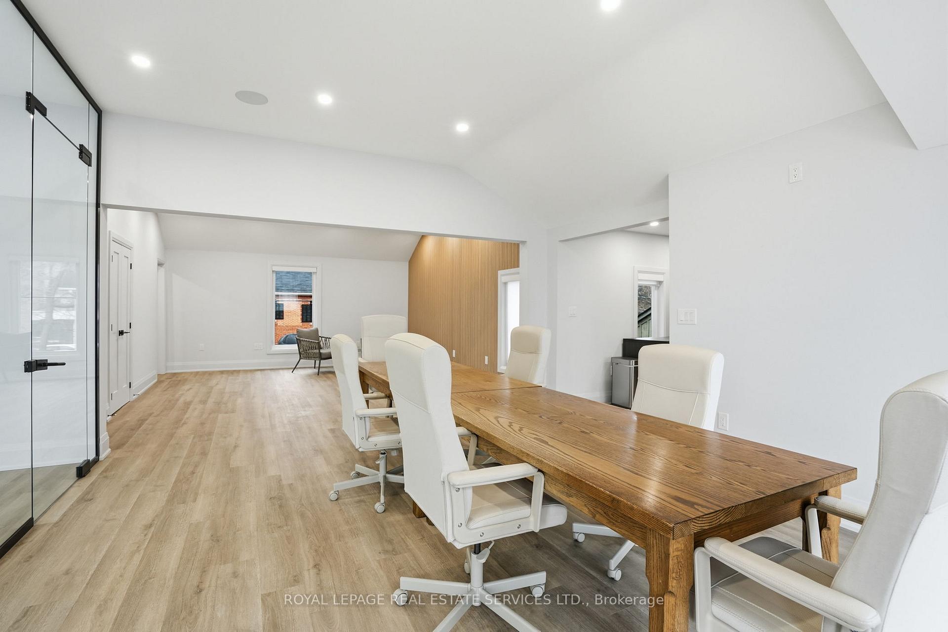 2100 Old Lakeshore Road 4, Burlington — photo 5 of 5