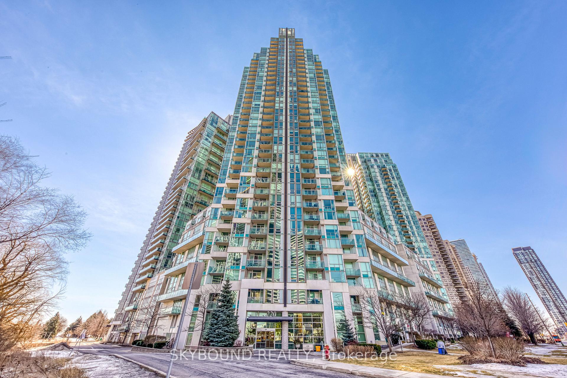 220 Burnhamthorpe Road W 604, Mississauga, ON L5B 4N4