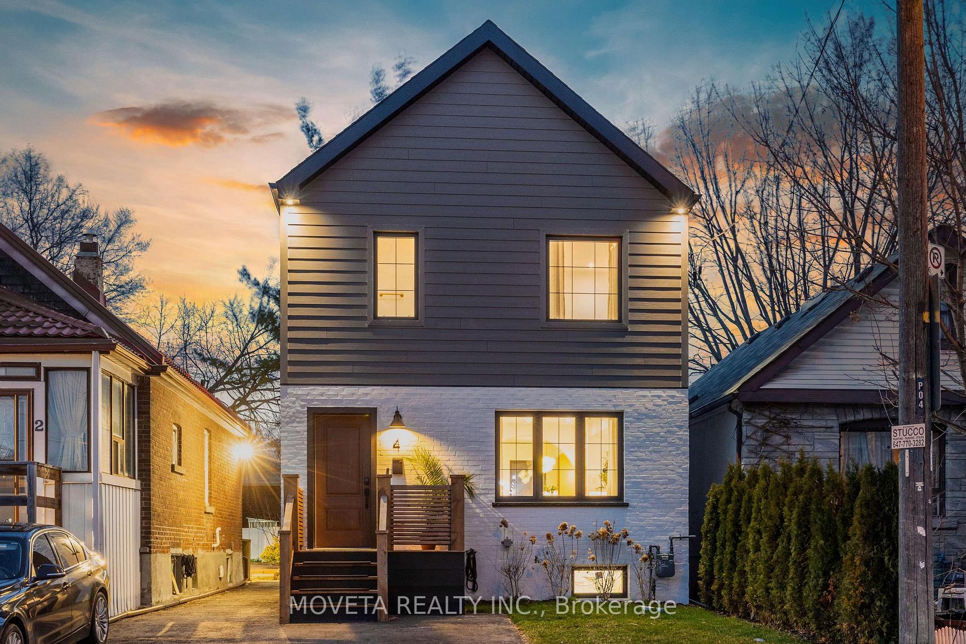 4 Mahoney Avenue, Toronto W04, ON M6M 2H4