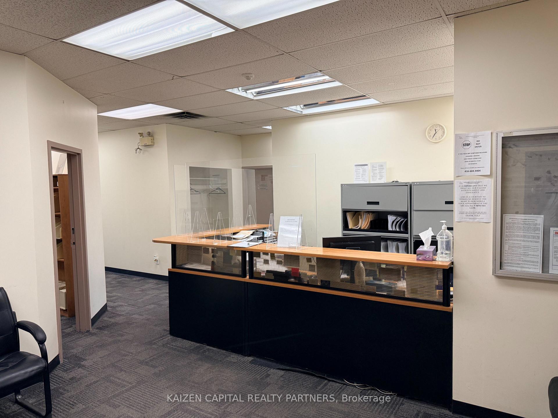 901 Jane Street 202A, Toronto W03 — photo 4 of 5