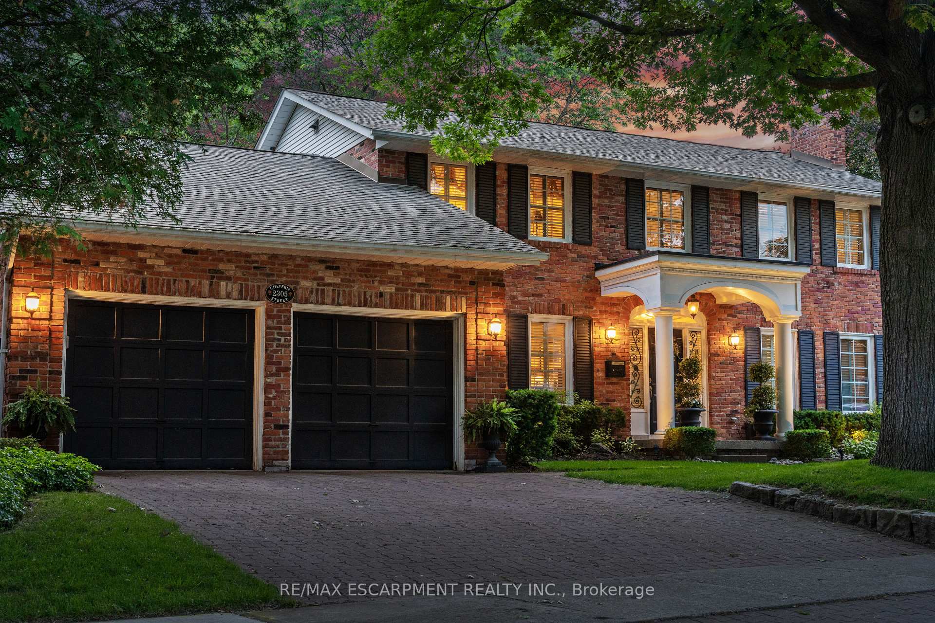 2305 Cheverie Street, Oakville, ON L6J 6C5