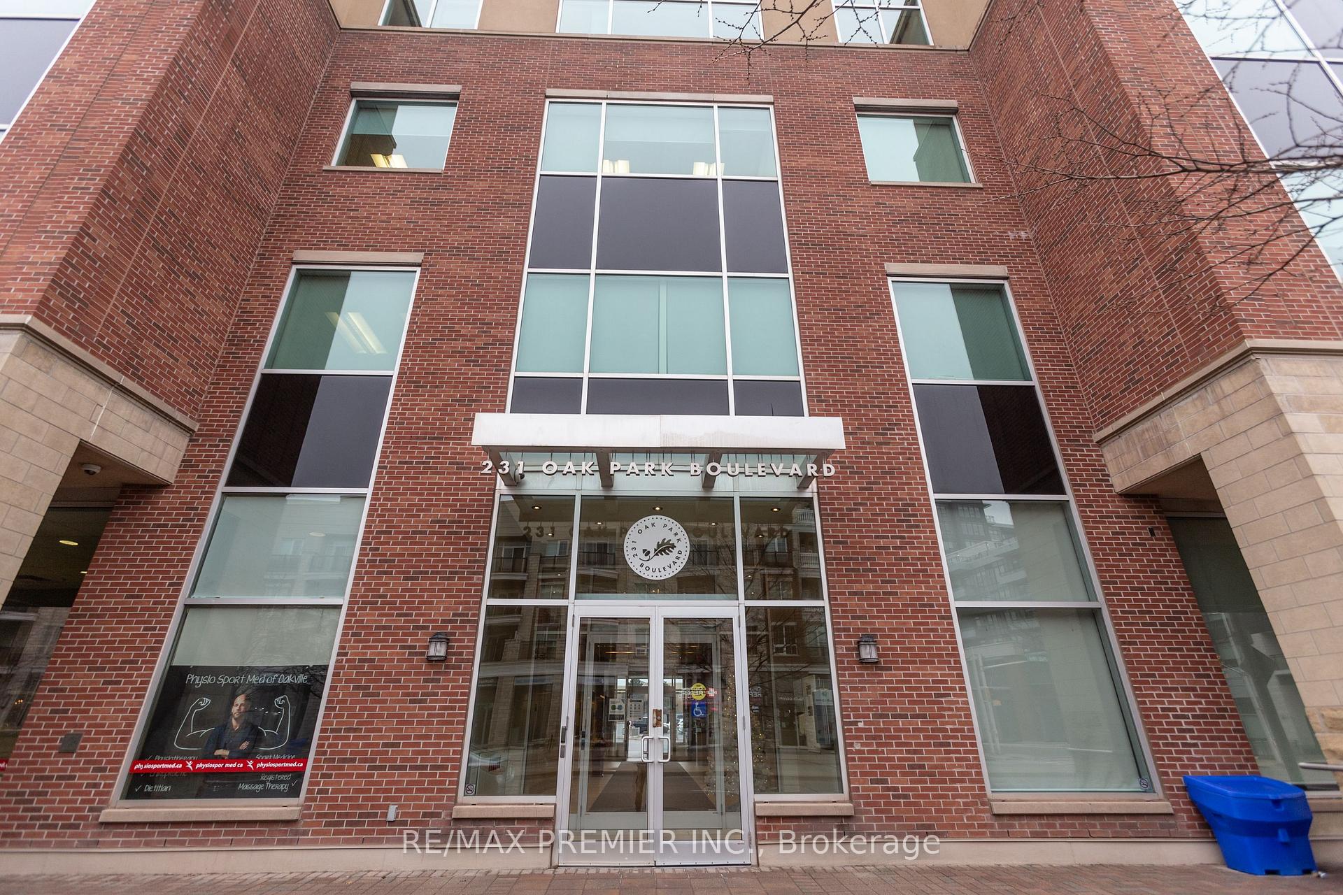 231 Oak Park Boulevard 301-X, Oakville, ON L6H 6M4