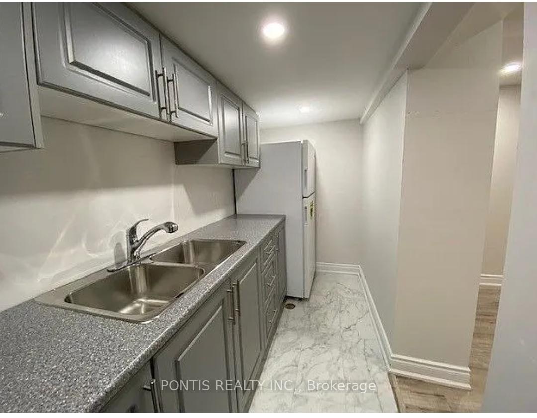 188 Holmes Crescent Basement Apt., Milton, ON L9T 0V9