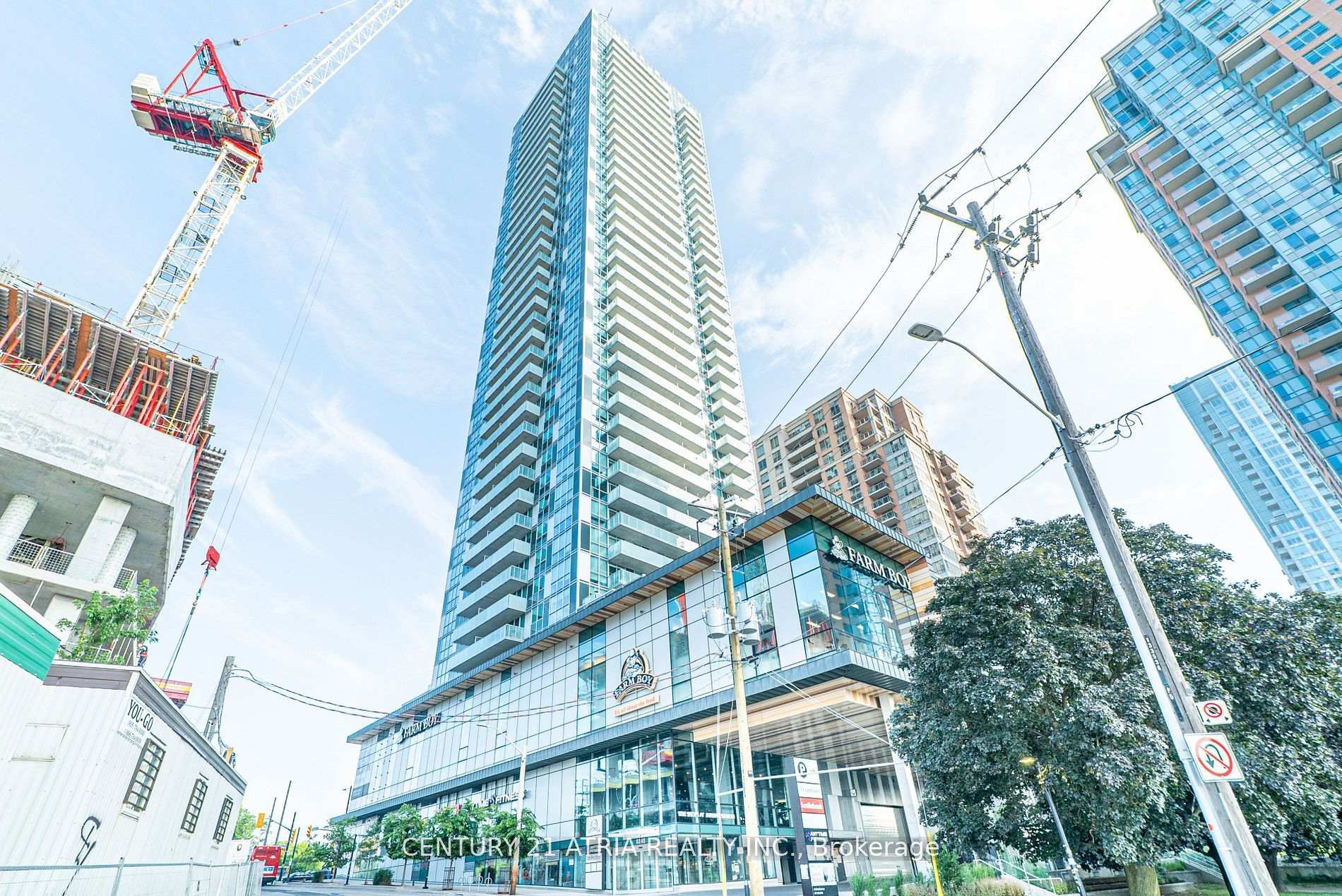 5245 Dundas Street W 3, Toronto W08, ON M9B 0E5