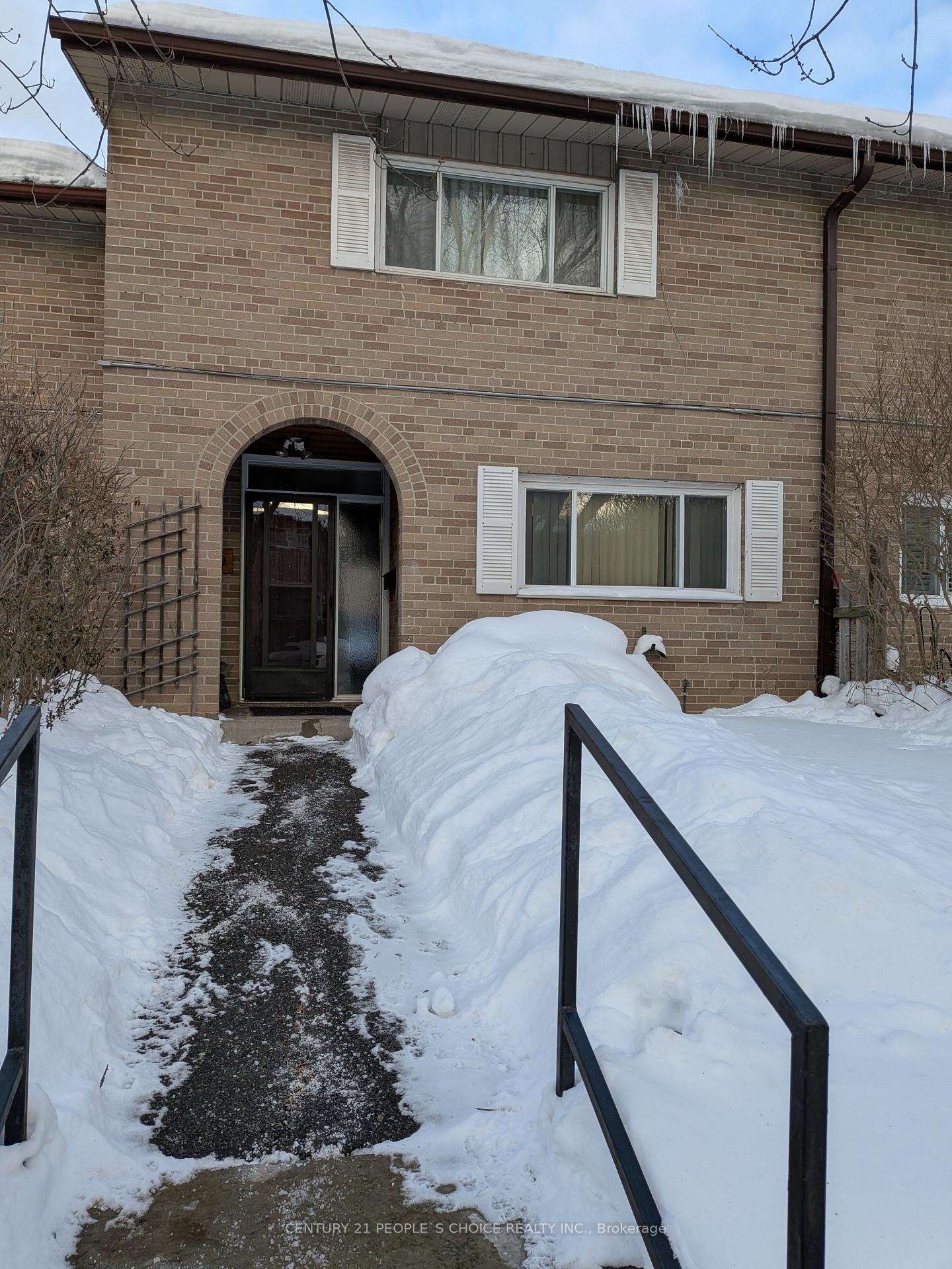 14 London Green Court E 89, Toronto W05, ON M3N 1K2