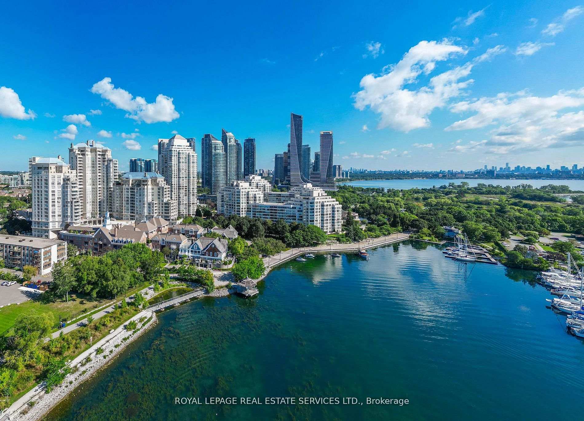 2261 Lake Shore Boulevard W 1105, Toronto W06, ON M8V 3X1