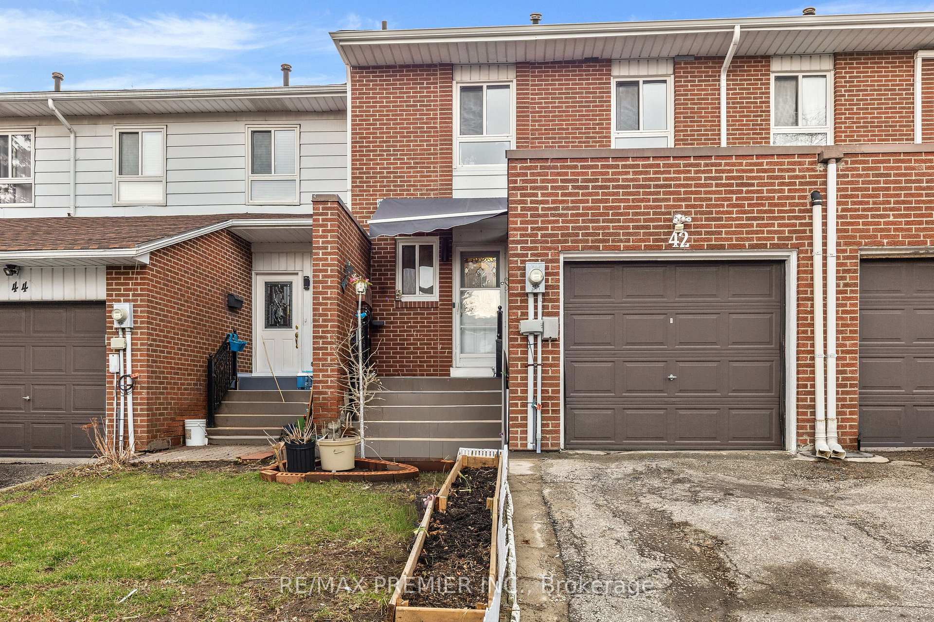 42 San Marino Way 19, Toronto W05, ON M3N 2Y3
