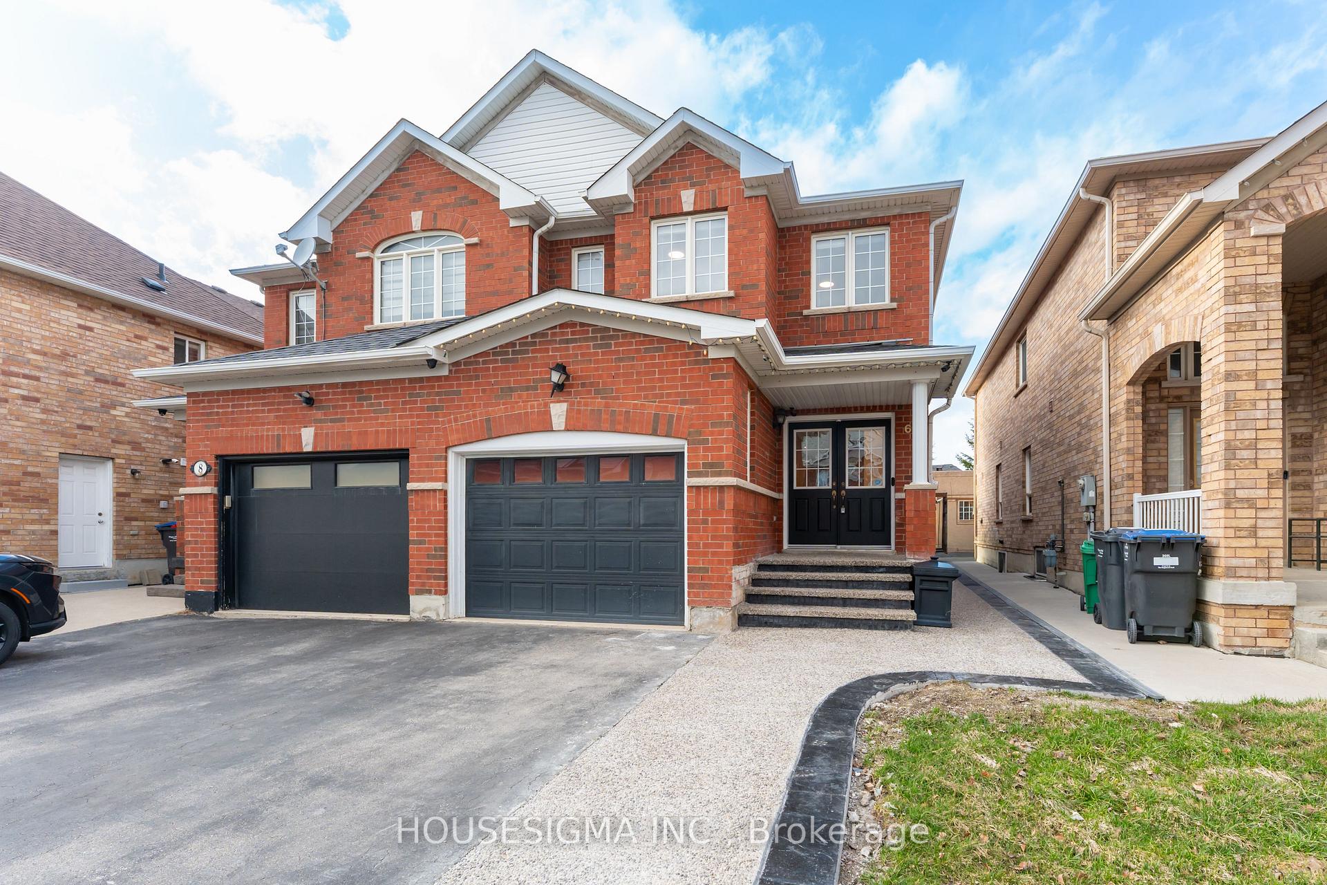 6 Flower Trail, Brampton, ON L6P 1P3