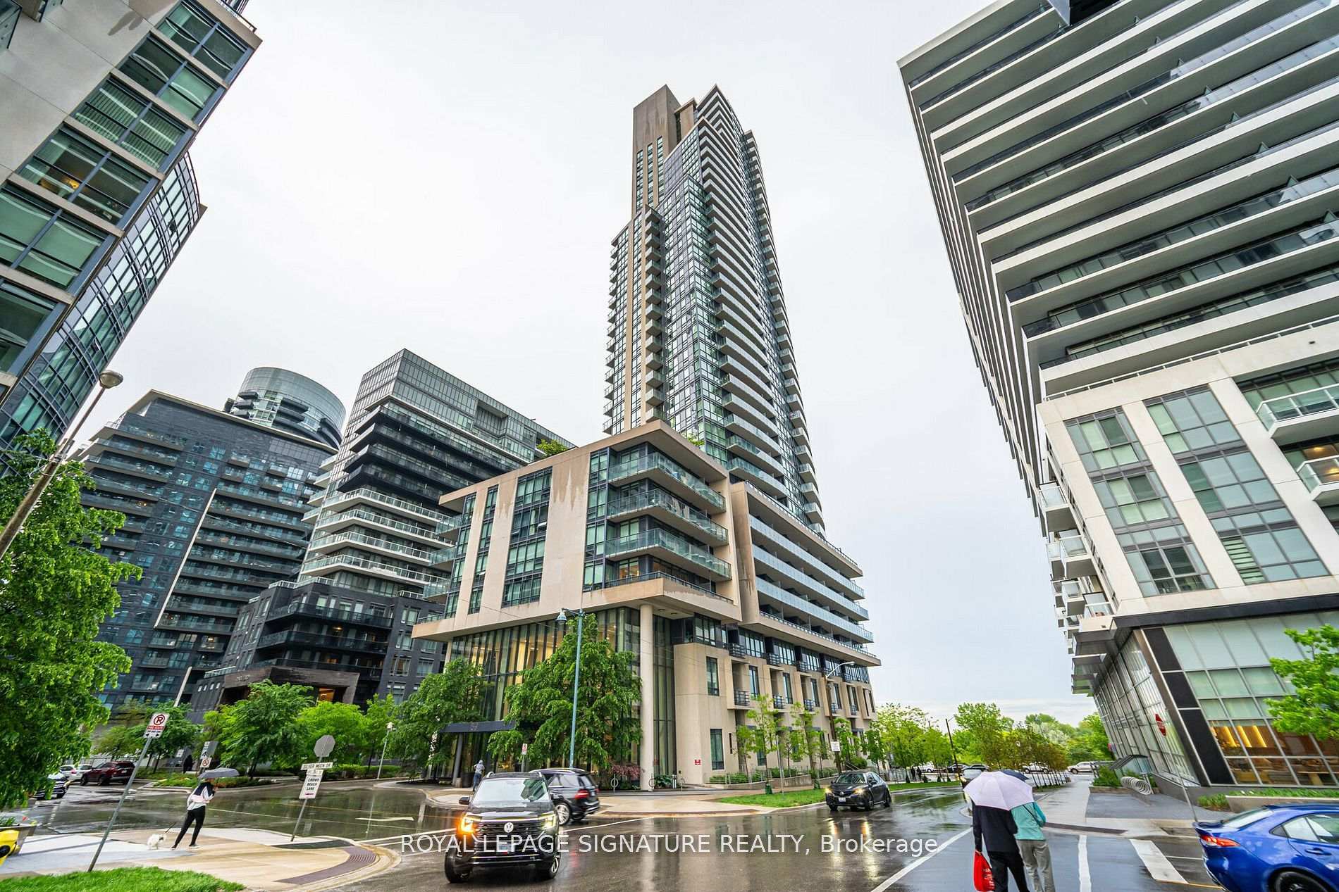 59 Annie Craig Drive 704, Toronto W06, ON M8V 0C4