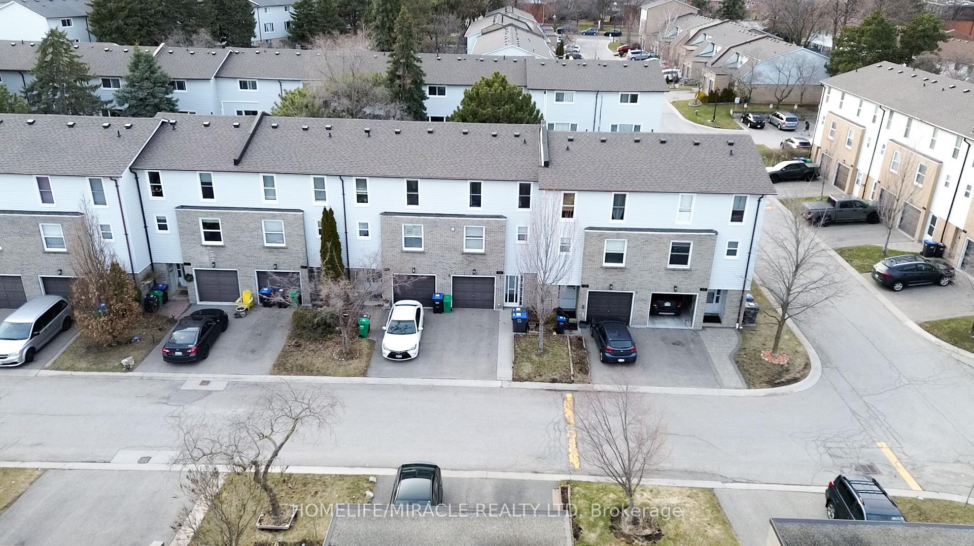 2440 Bromsgrove Road 64, Mississauga, ON L5J 4J7