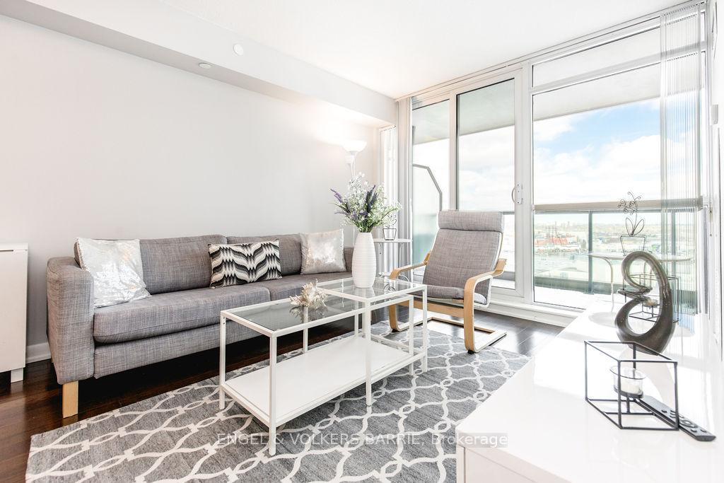 215 Sherway Gardens Road 1709, Toronto W08, ON M9C 0A4