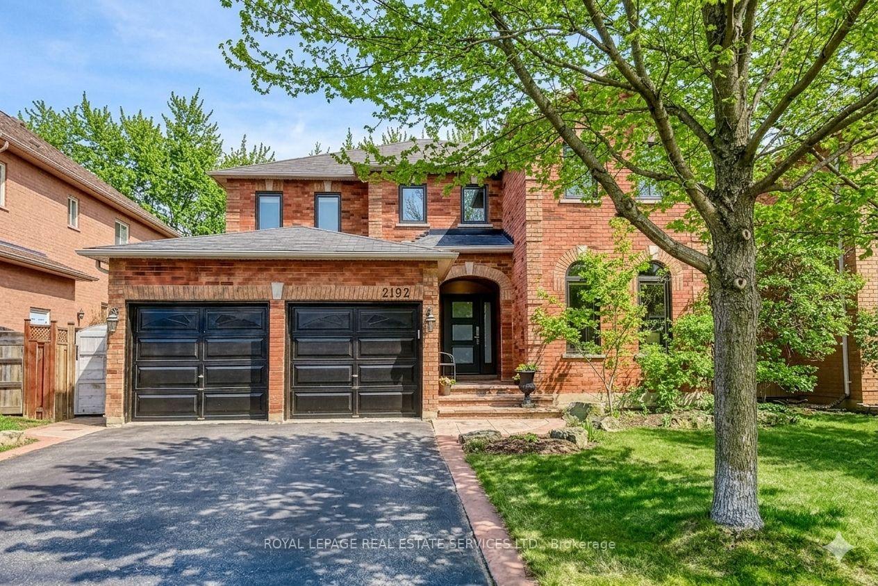 2192 Grand Ravine Drive, Oakville, ON L6H 6B2