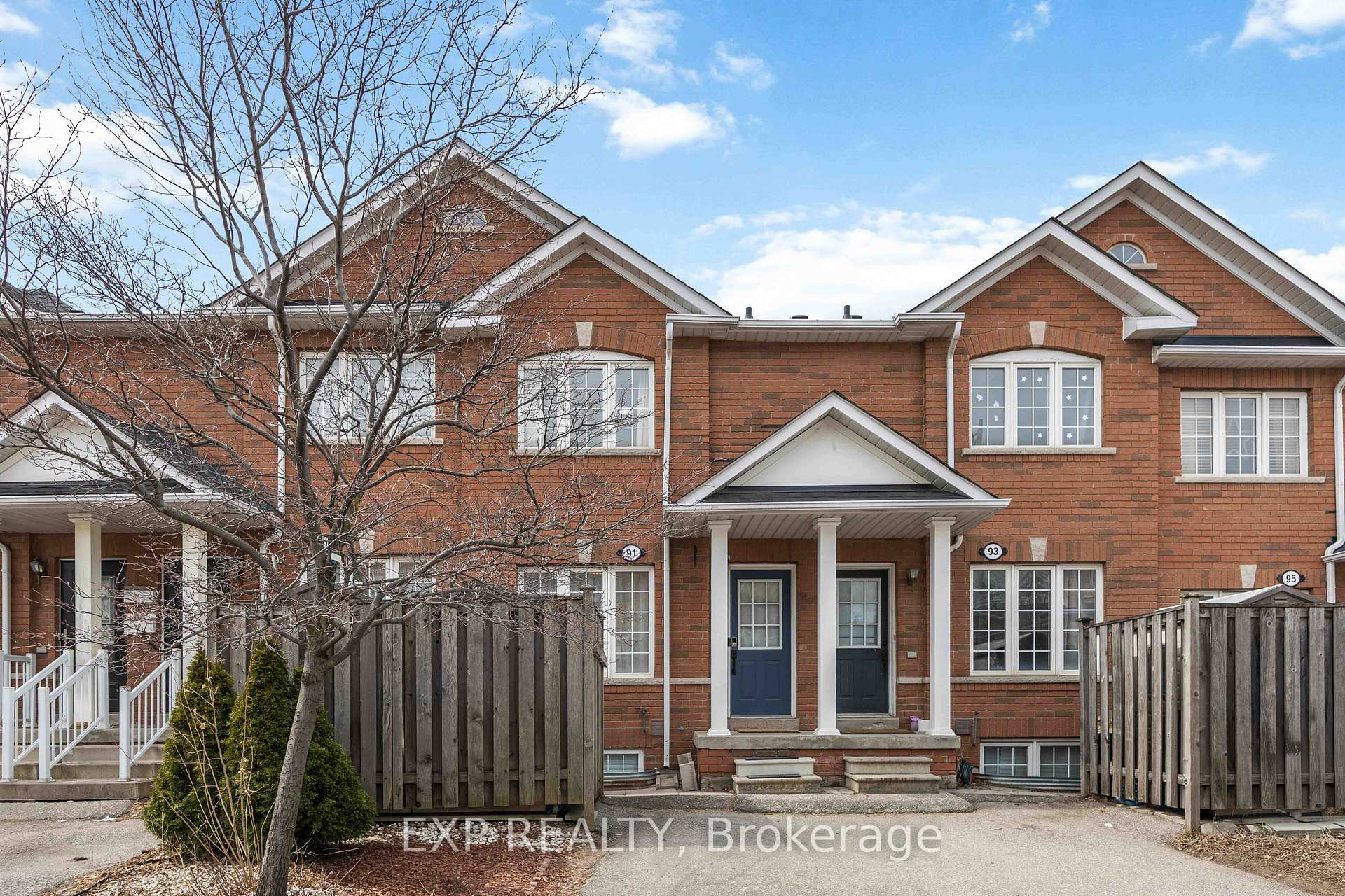 91 Weston Road 66, Toronto W02, ON M6N 5H4