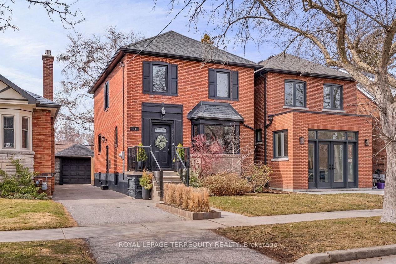 14 Eighth Street, Toronto W06, ON M8V 3C3