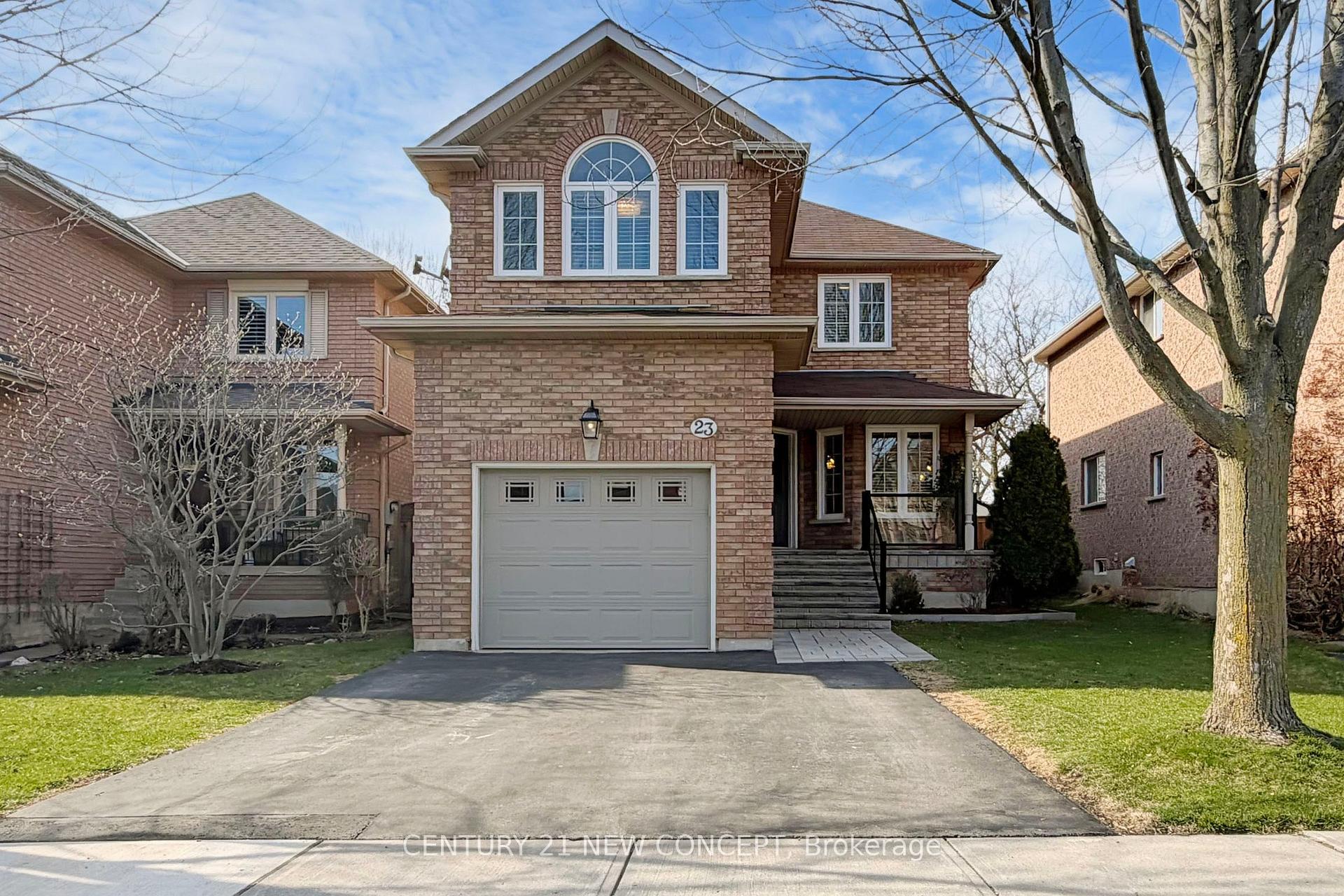 23 Red Maple Lane, Oakville, ON L6H 6C5
