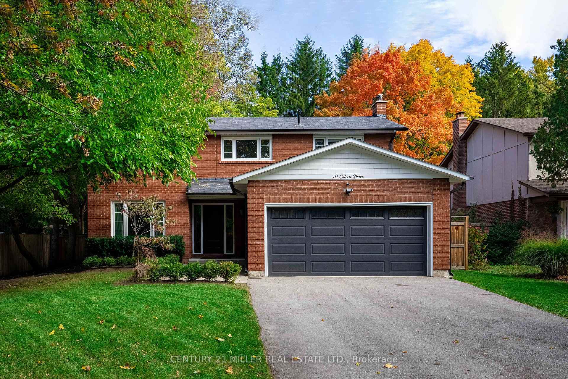 511 Coleen Drive, Oakville, ON L6J 6A4