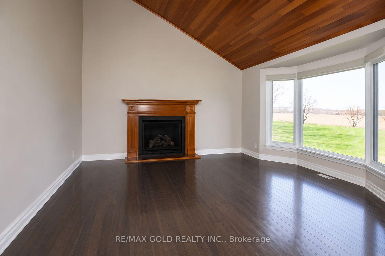 14611 Bramalea Road, Caledon — photo 4 of 5