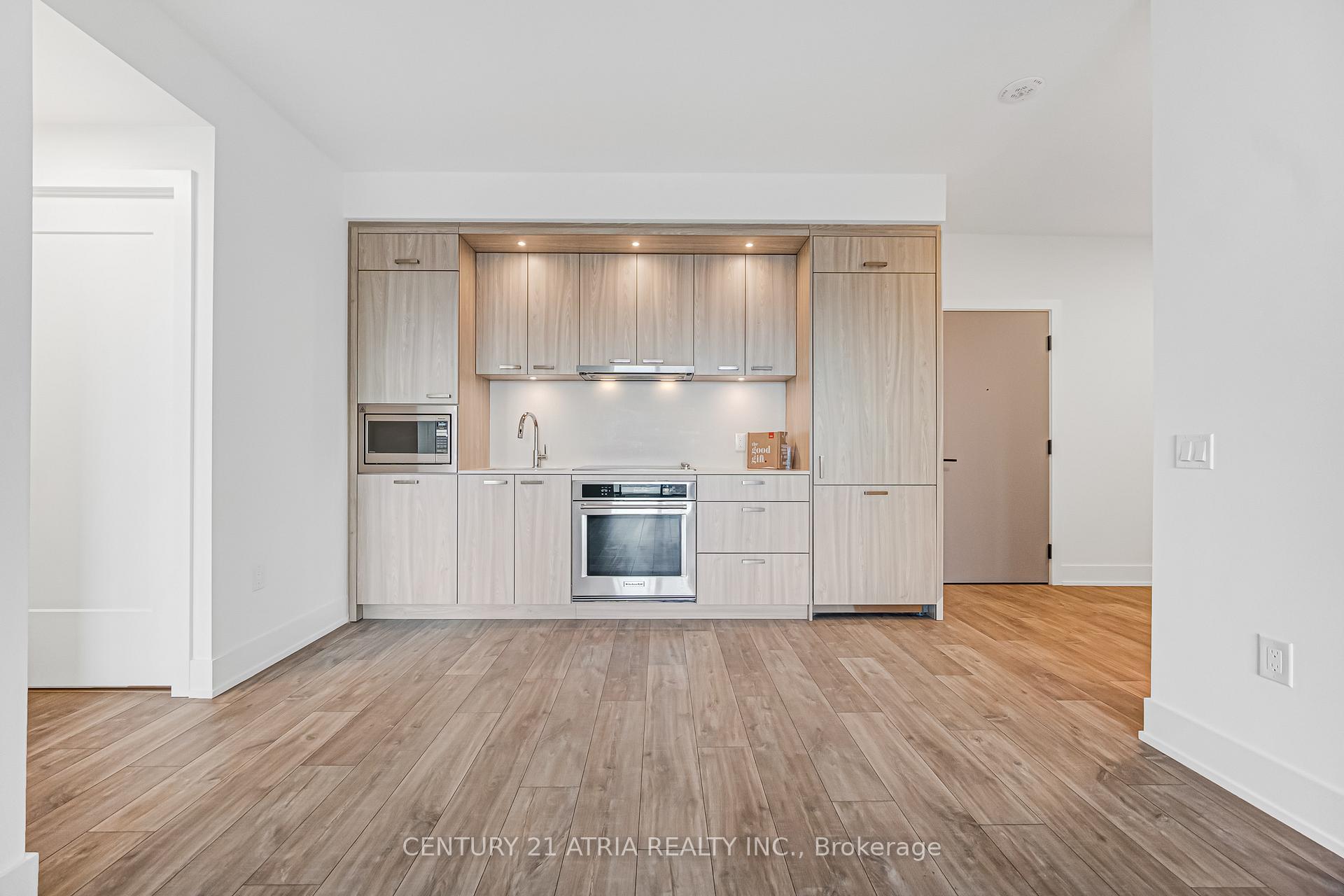 858 Dupont Street 533, Toronto W02, ON M6G 0C1