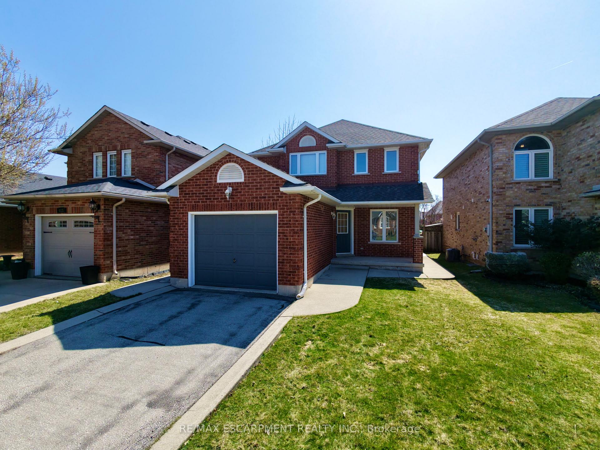 4126 Bianca Forest Drive, Burlington, ON L7M 4L5