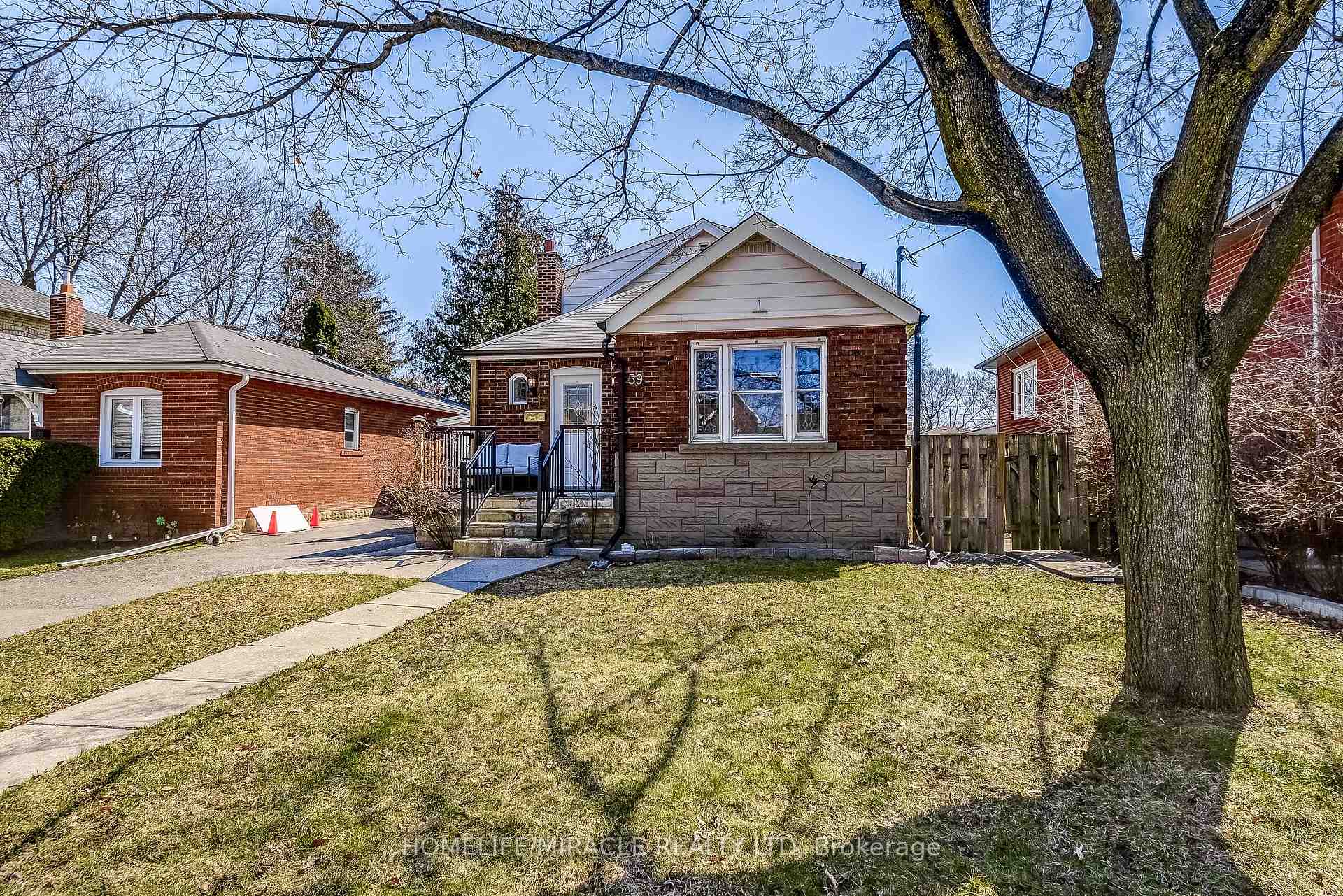 59 Joseph Street, Toronto W04, ON M9N 2H9 — Toronto W04, Ontario
