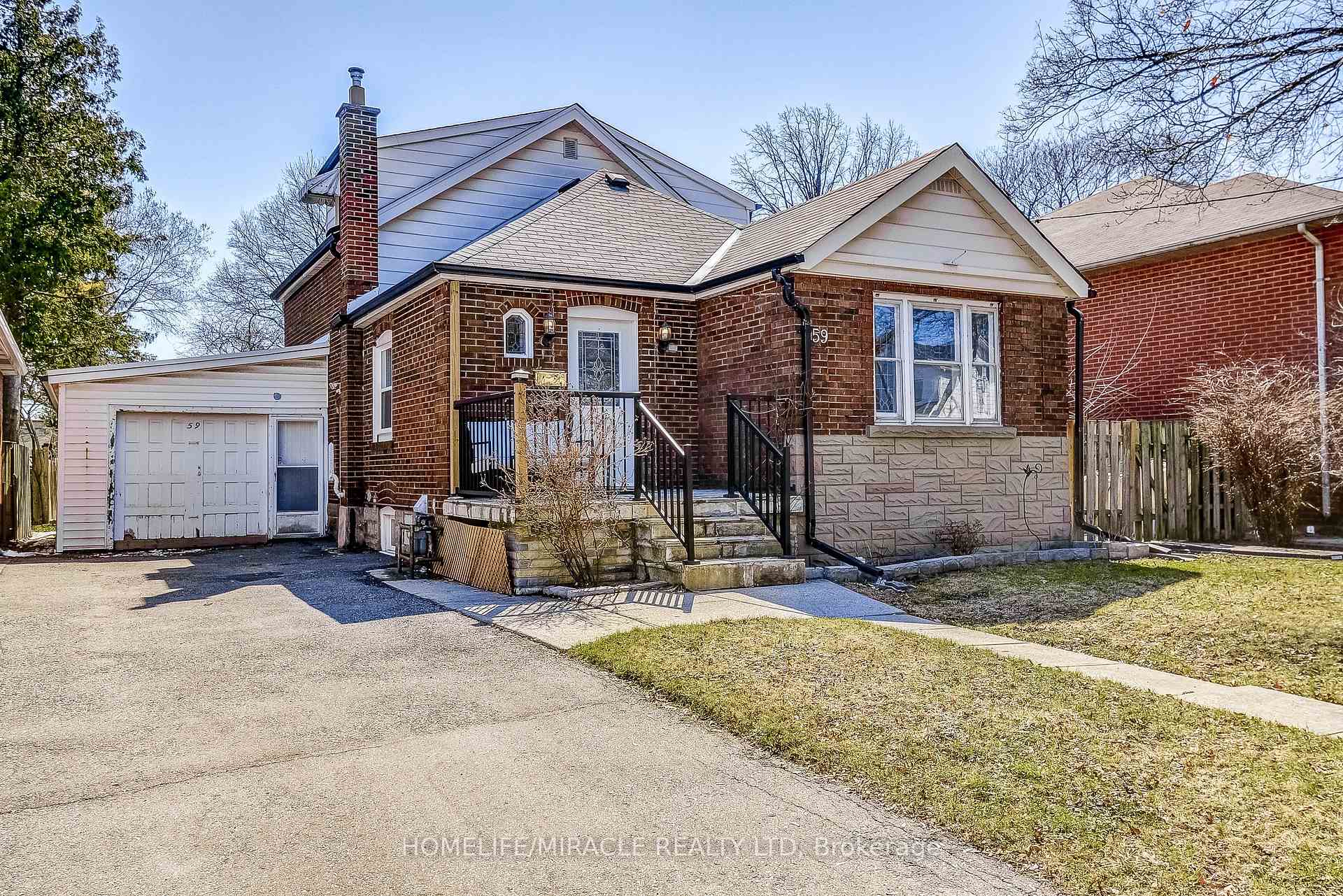 59 Joseph Street, Toronto W04 — photo 2 of 5