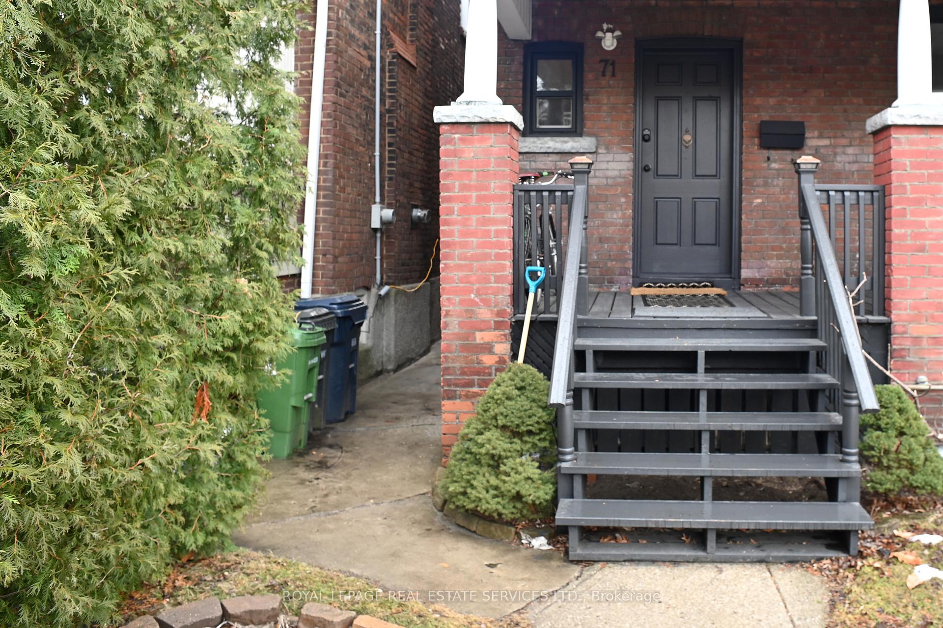 71 Vernon Street Basement, Toronto W02 — photo 2 of 5