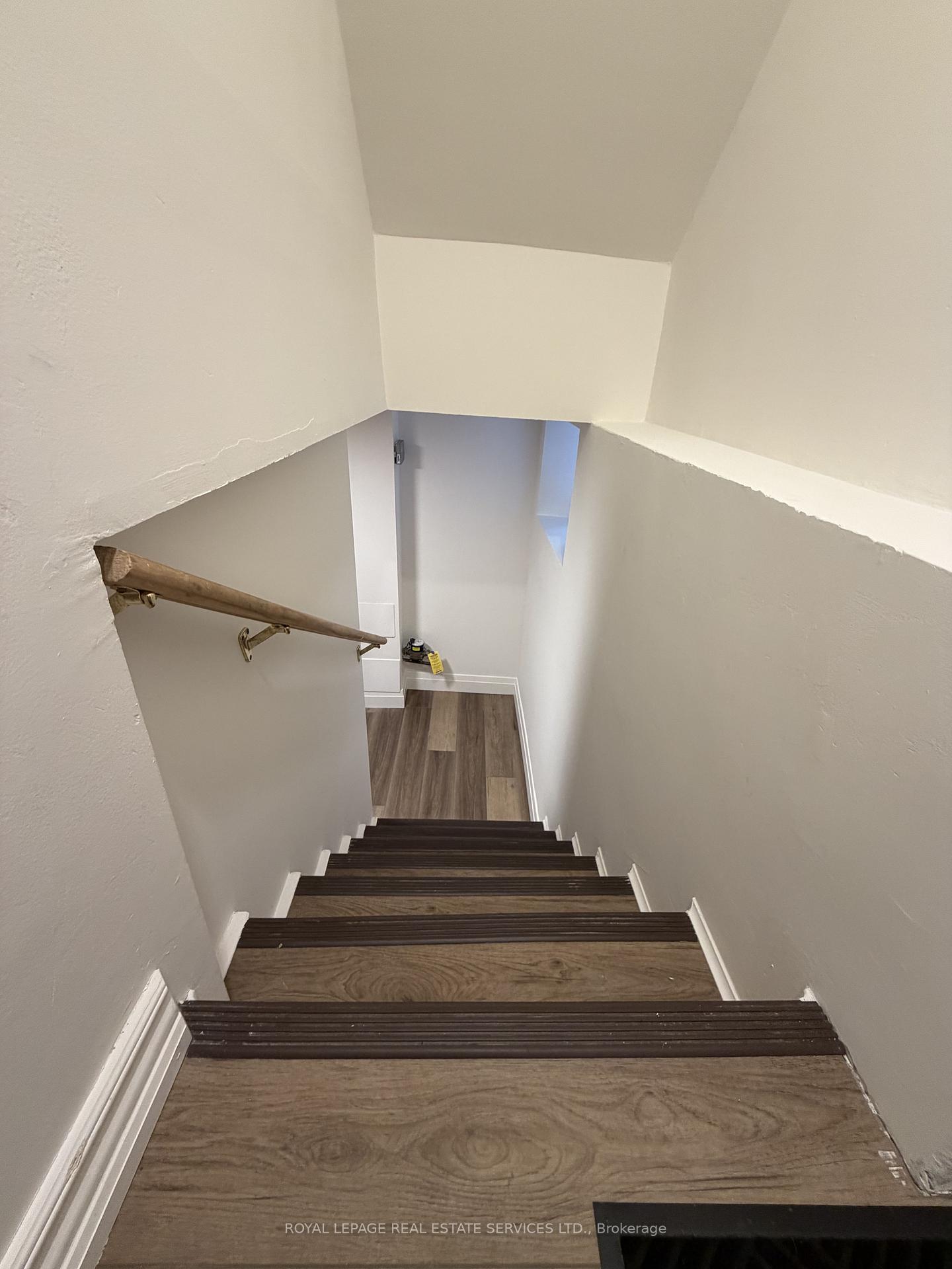 71 Vernon Street Basement, Toronto W02 — photo 5 of 5