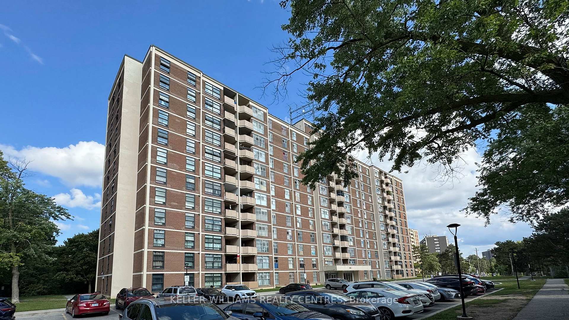 345 Driftwood Avenue 1107, Toronto W05, ON M3N 2P4