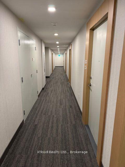 1100 Sheppard Avenue 327, Toronto W05 — photo 4 of 5