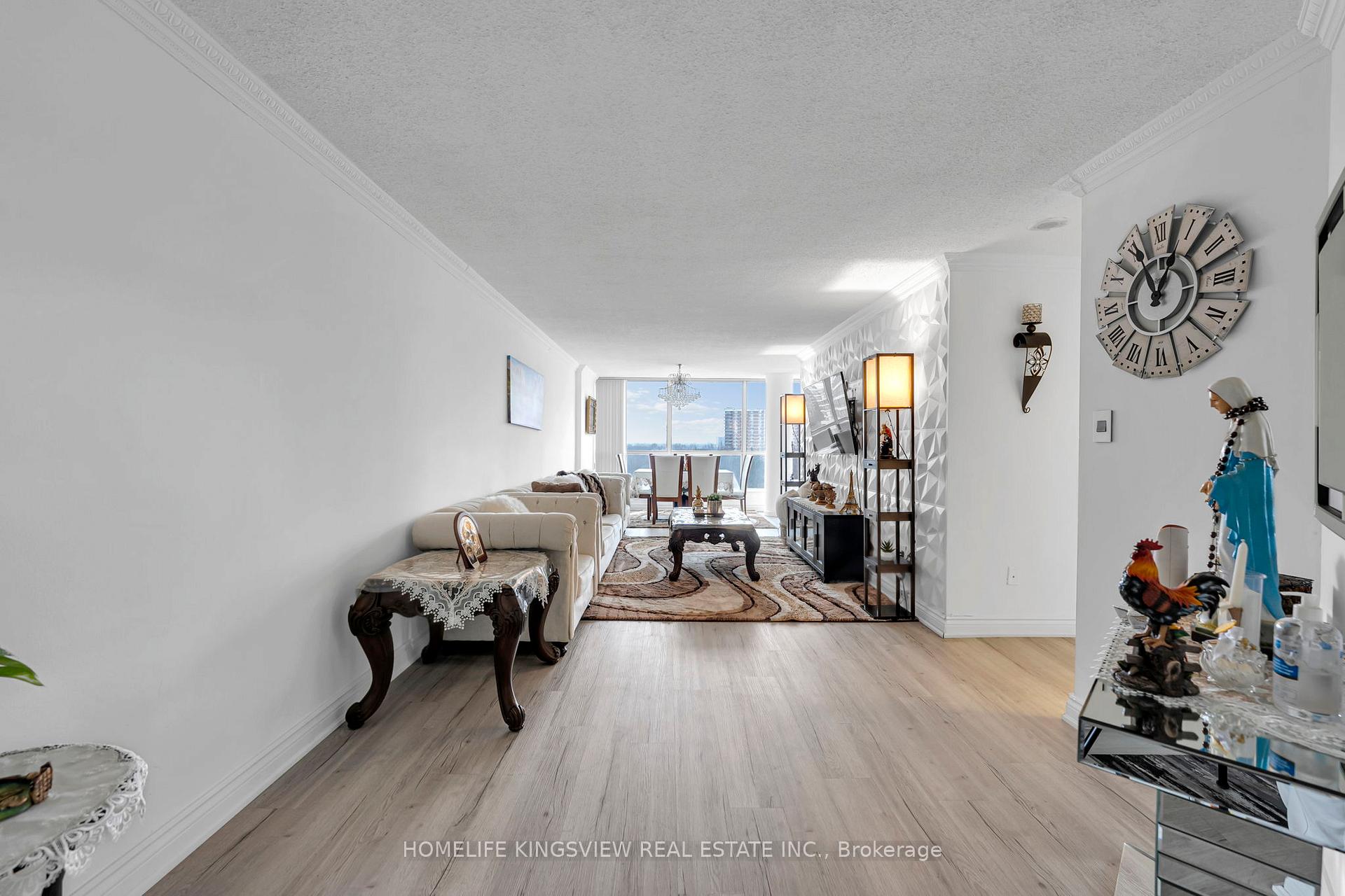 1 Rowntree Road 806, Toronto W10 — photo 4 of 5