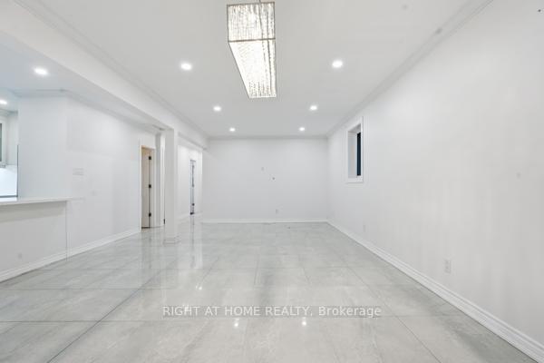 200 Gary Drive, Toronto W04 — photo 5 of 5