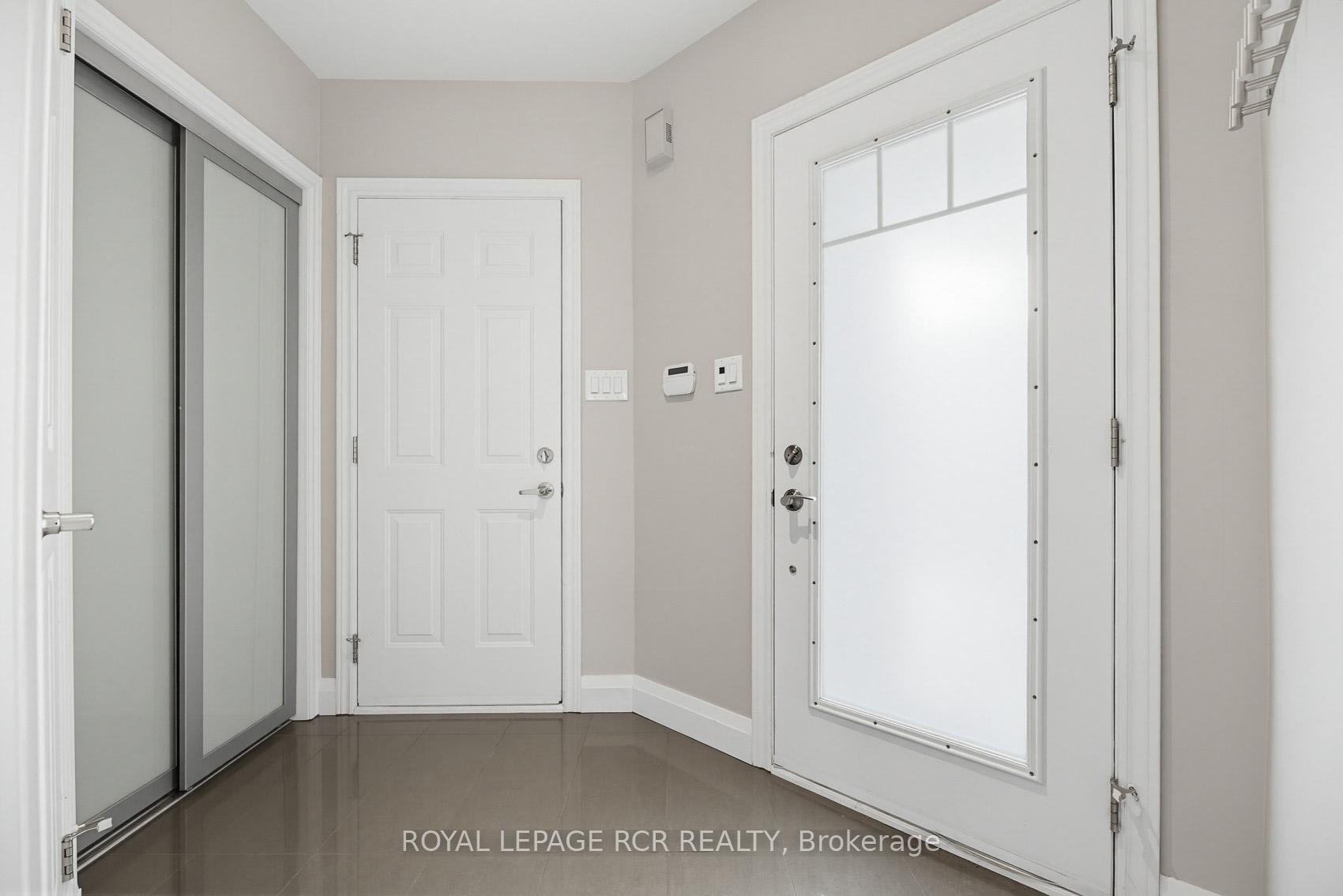 42 Archbury Circle, Caledon — photo 2 of 5