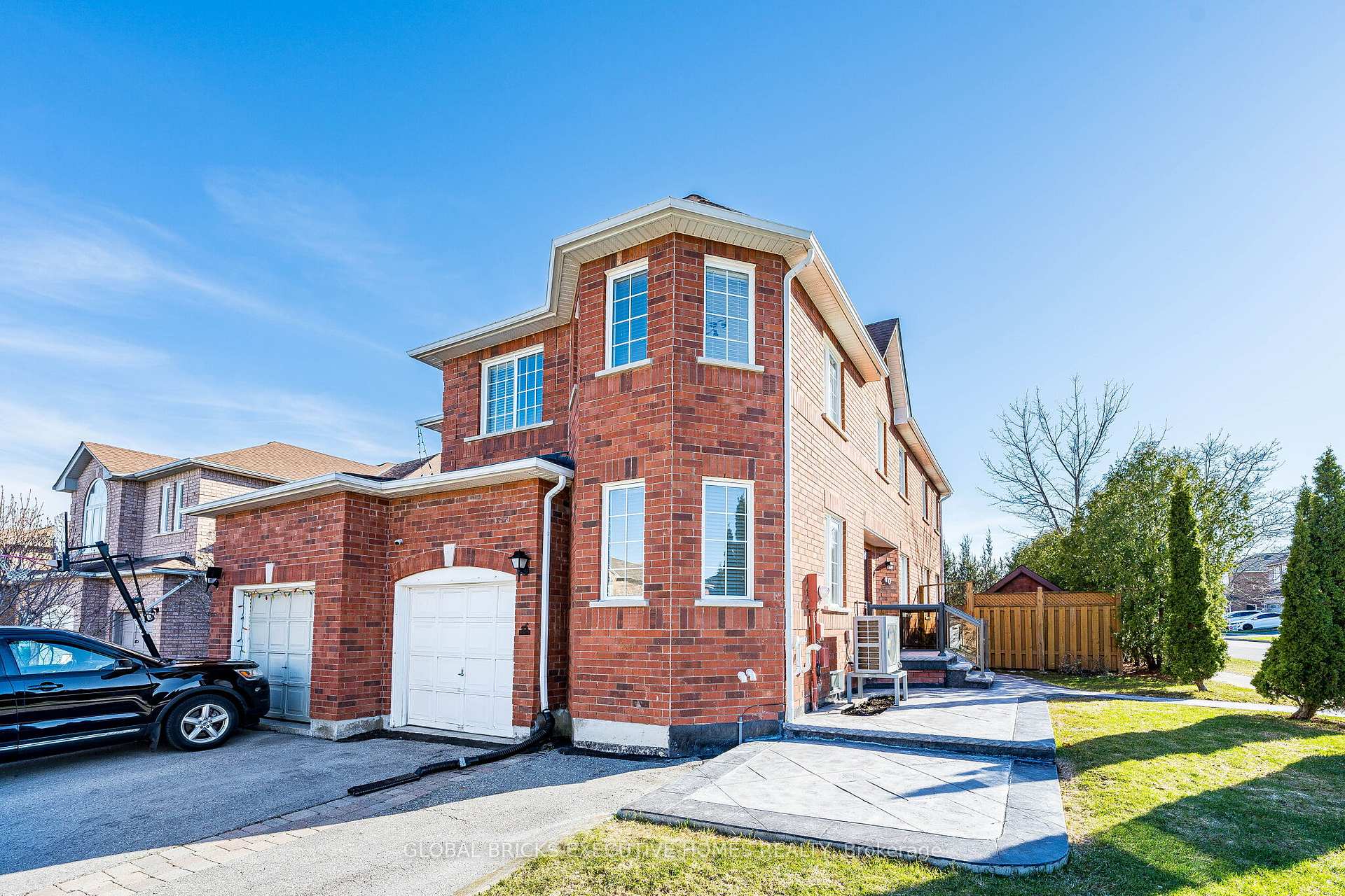 40 Hubert corless Drive S, Caledon — photo 2 of 5